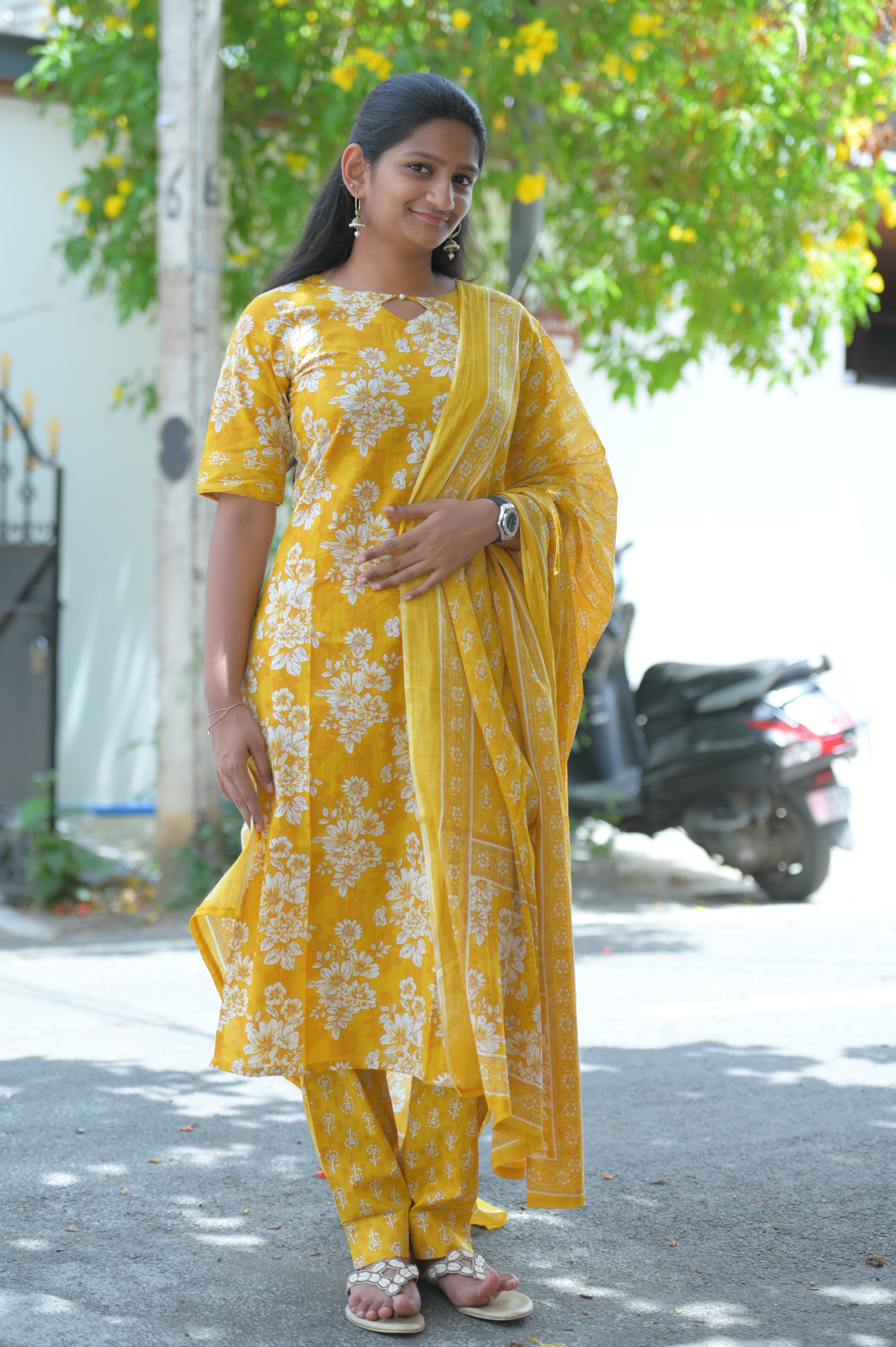 Floral Printed Kurti Set  1937