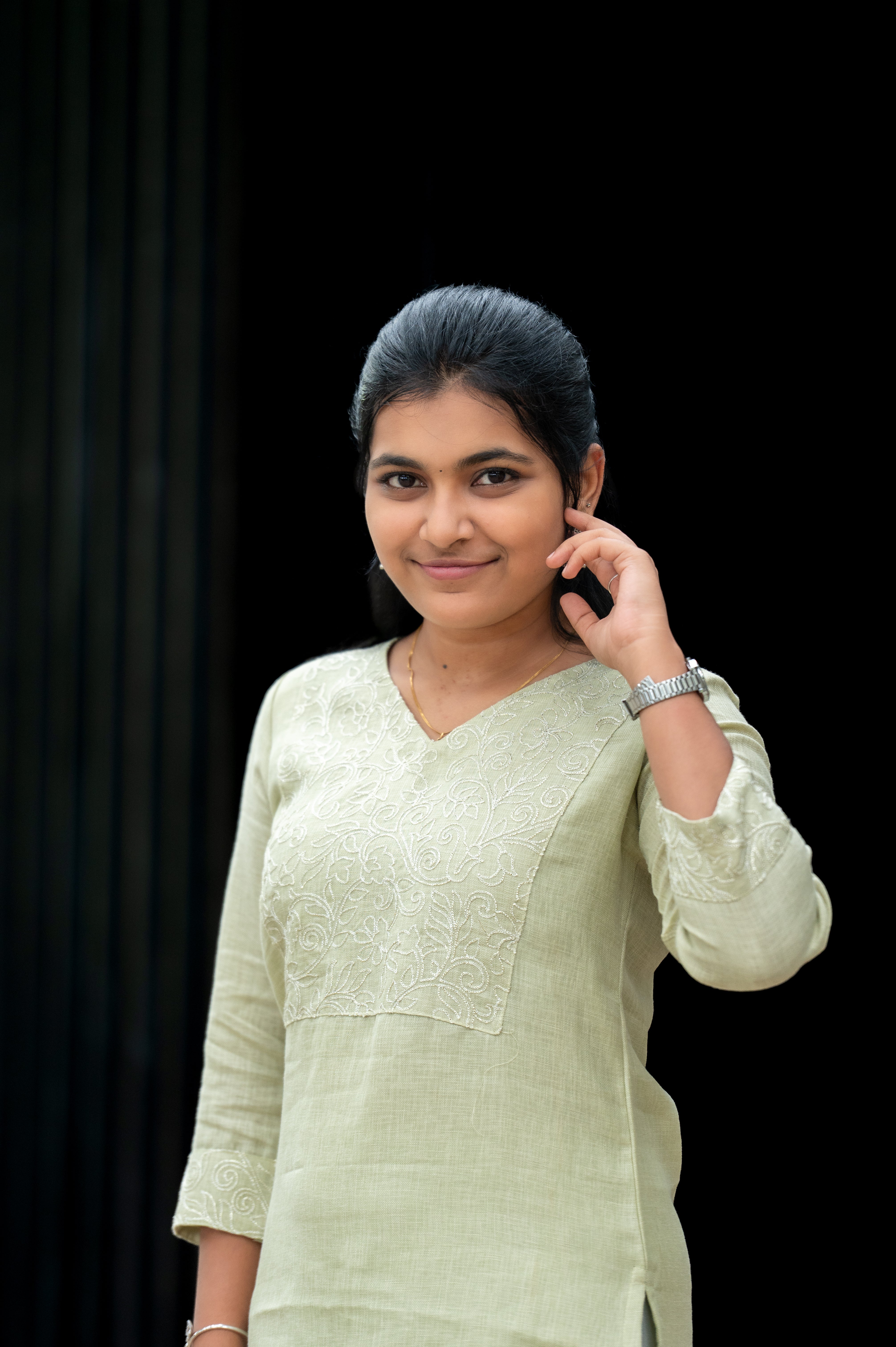 ๐ฟ Mint Glow Embroidered Kurti