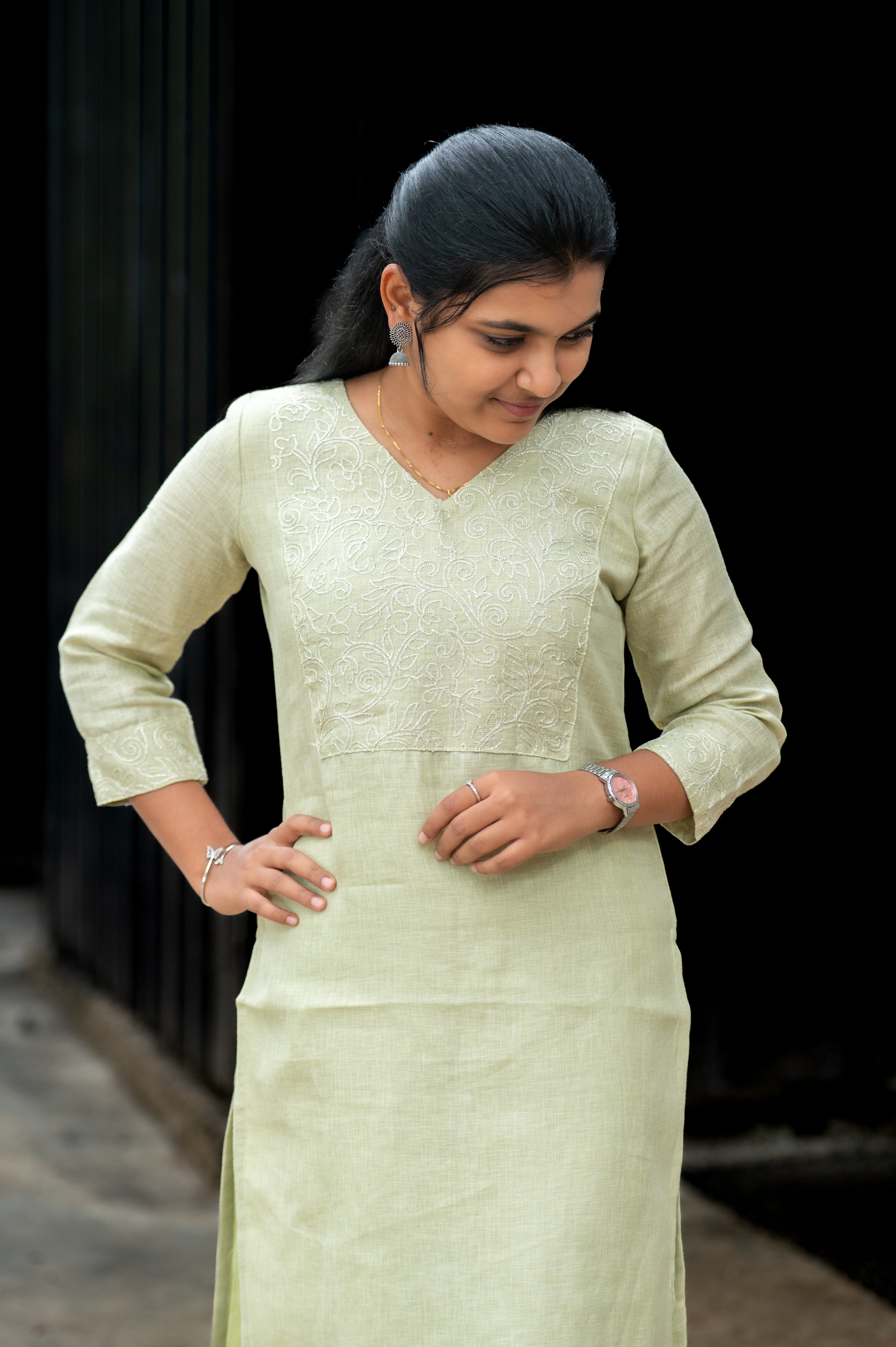 ๐ฟ Mint Glow Embroidered Kurti