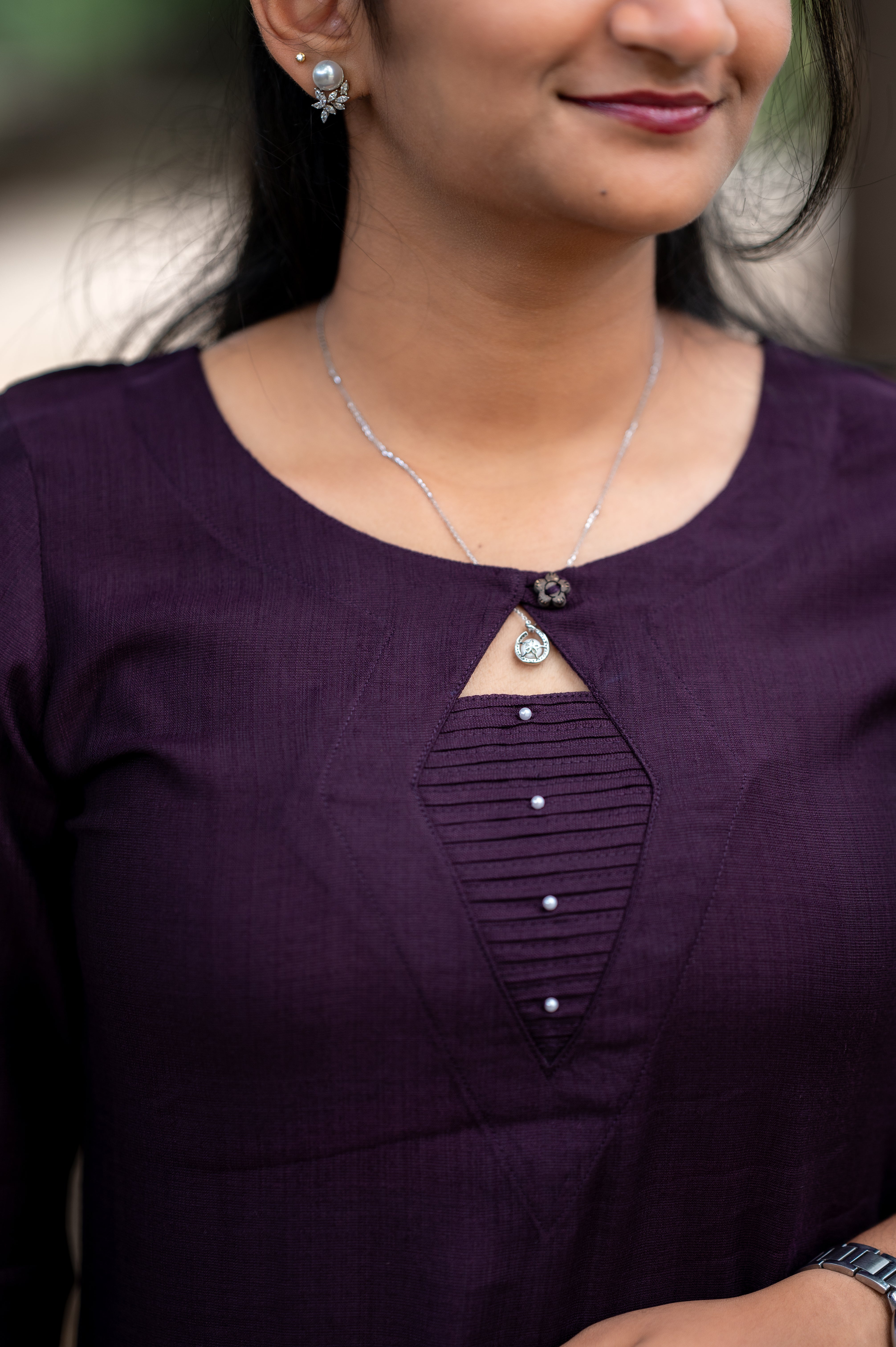 🍇Deep Plum Solid Straight Kurti