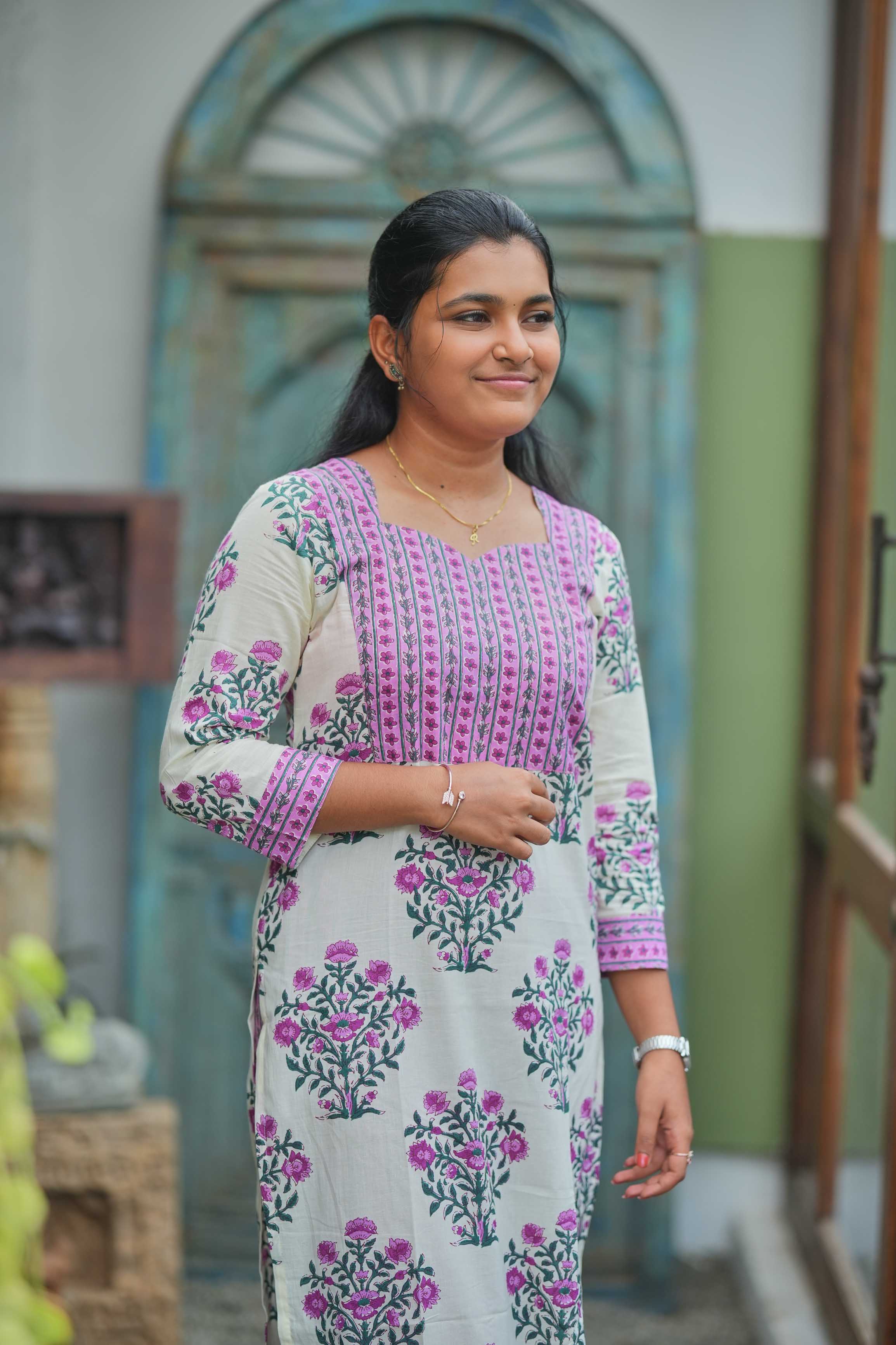 "🌸Blooming Grace Cotton Kurti Set"