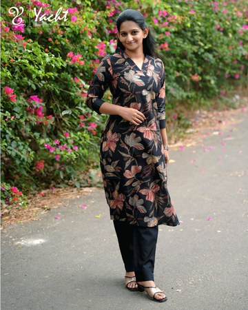 Midnight Floral Elegance Kurti Set