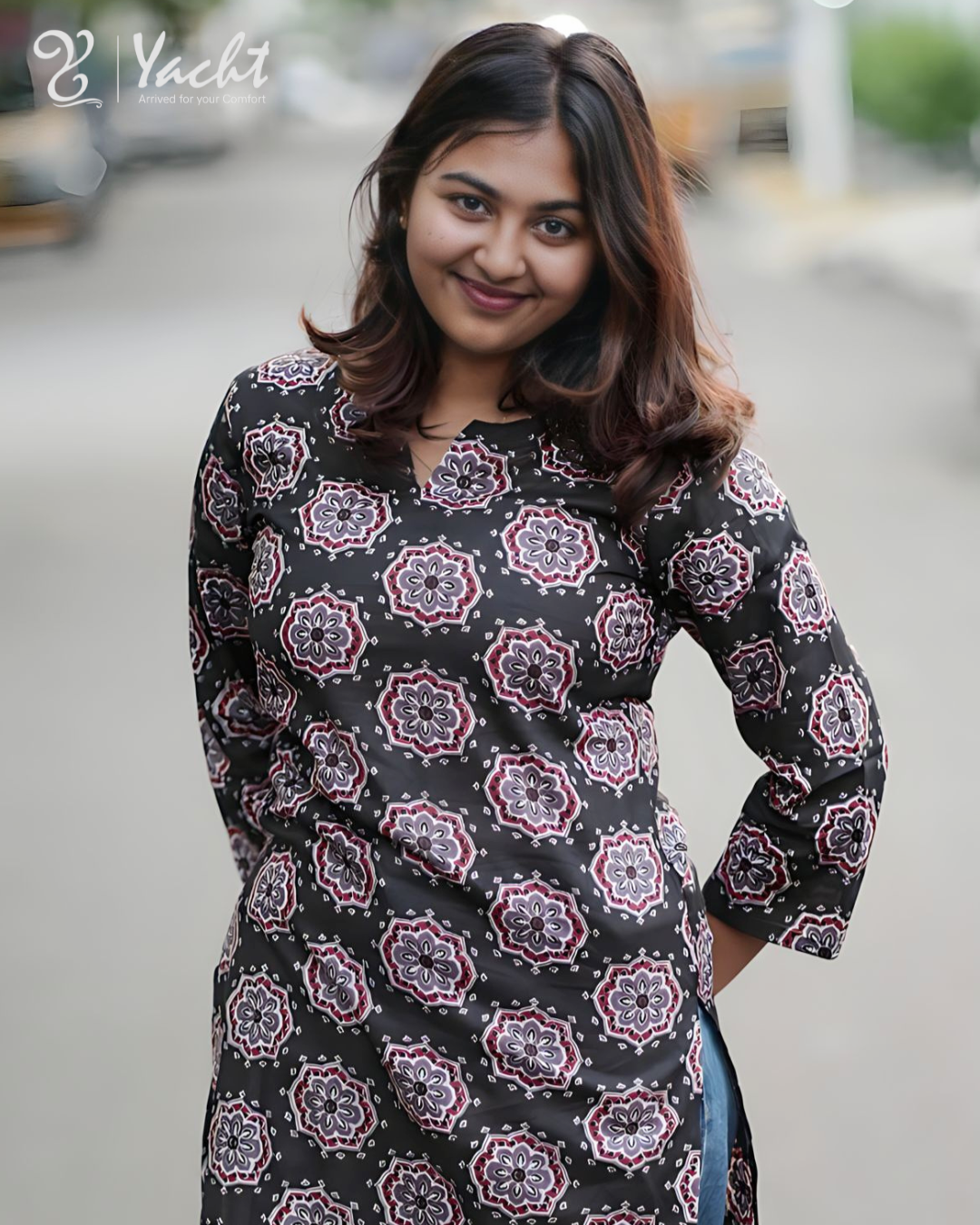 🌸Midnight Bloom Side-Slit Kurti