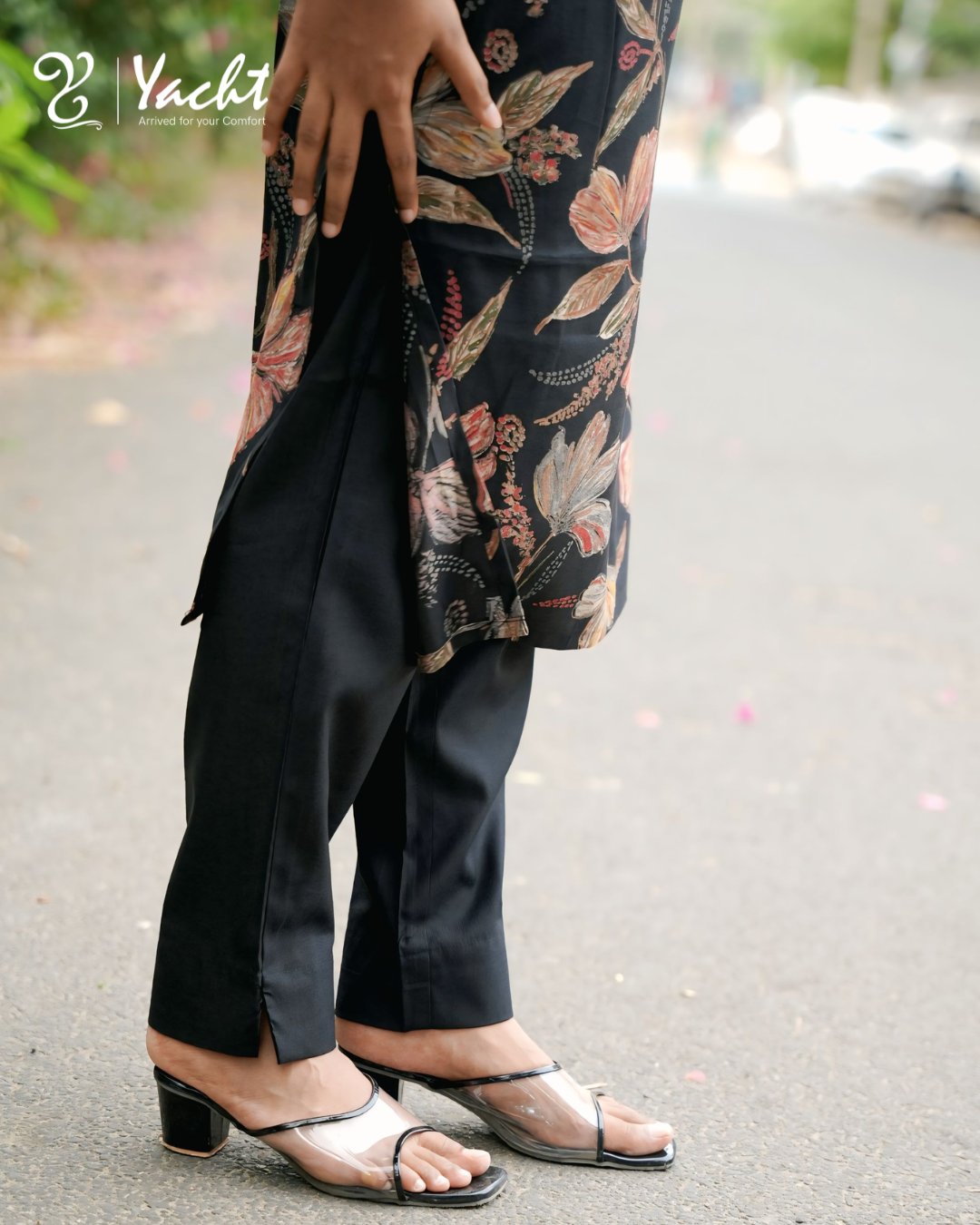 Midnight Floral Elegance Kurti Set