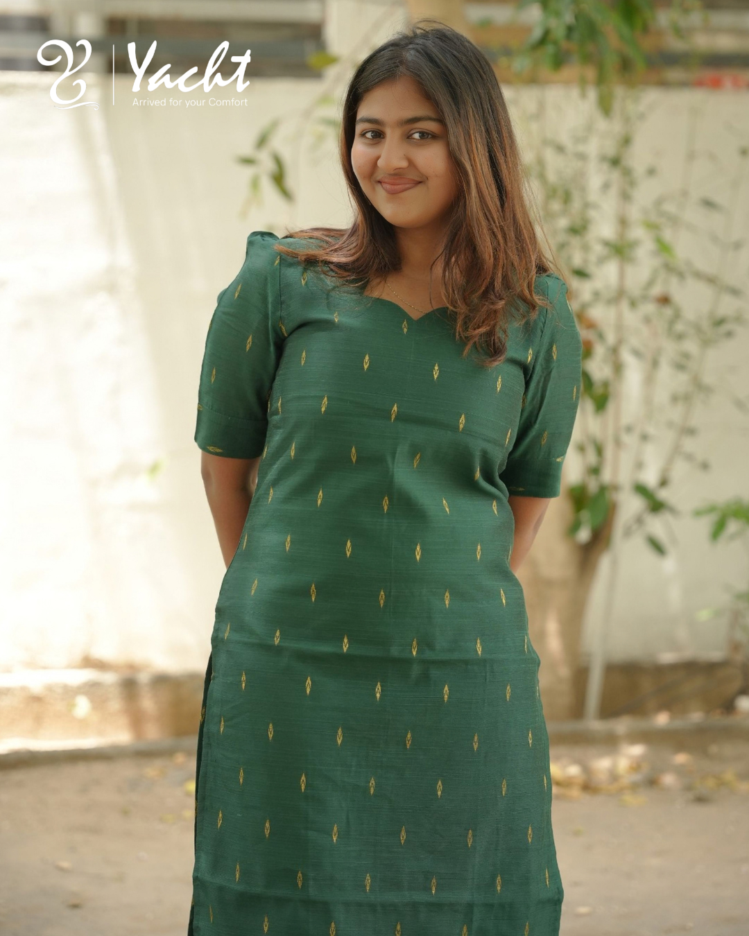 💚 Bottle Green Raw Silk Kurti