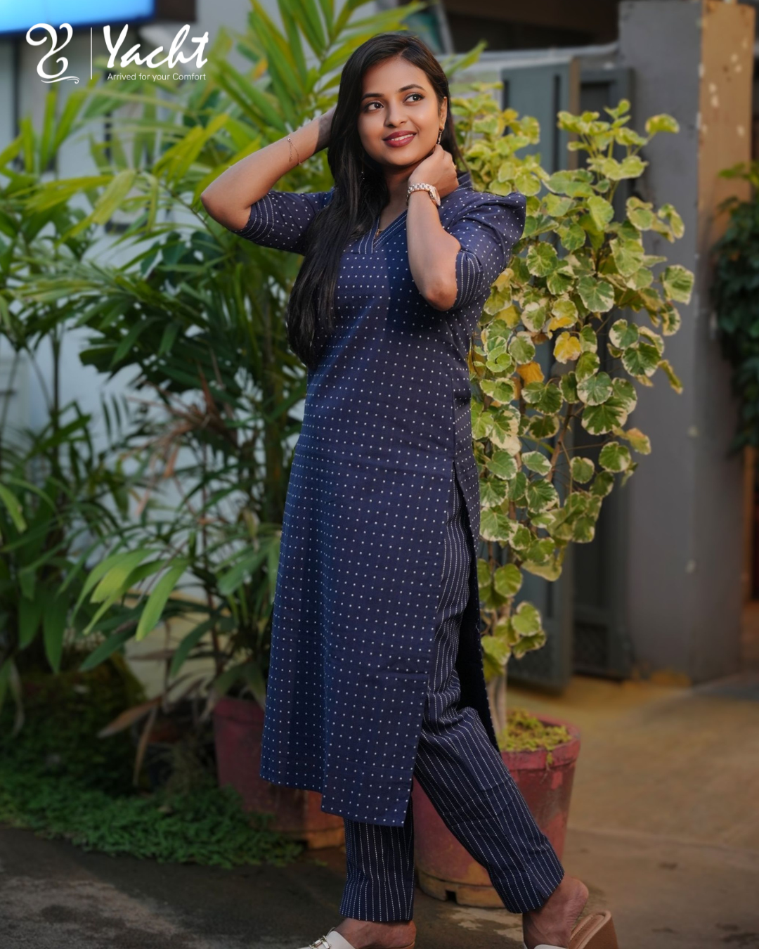 ✨Indigo Dotted Straight-Cut Kurti with Notch Neck