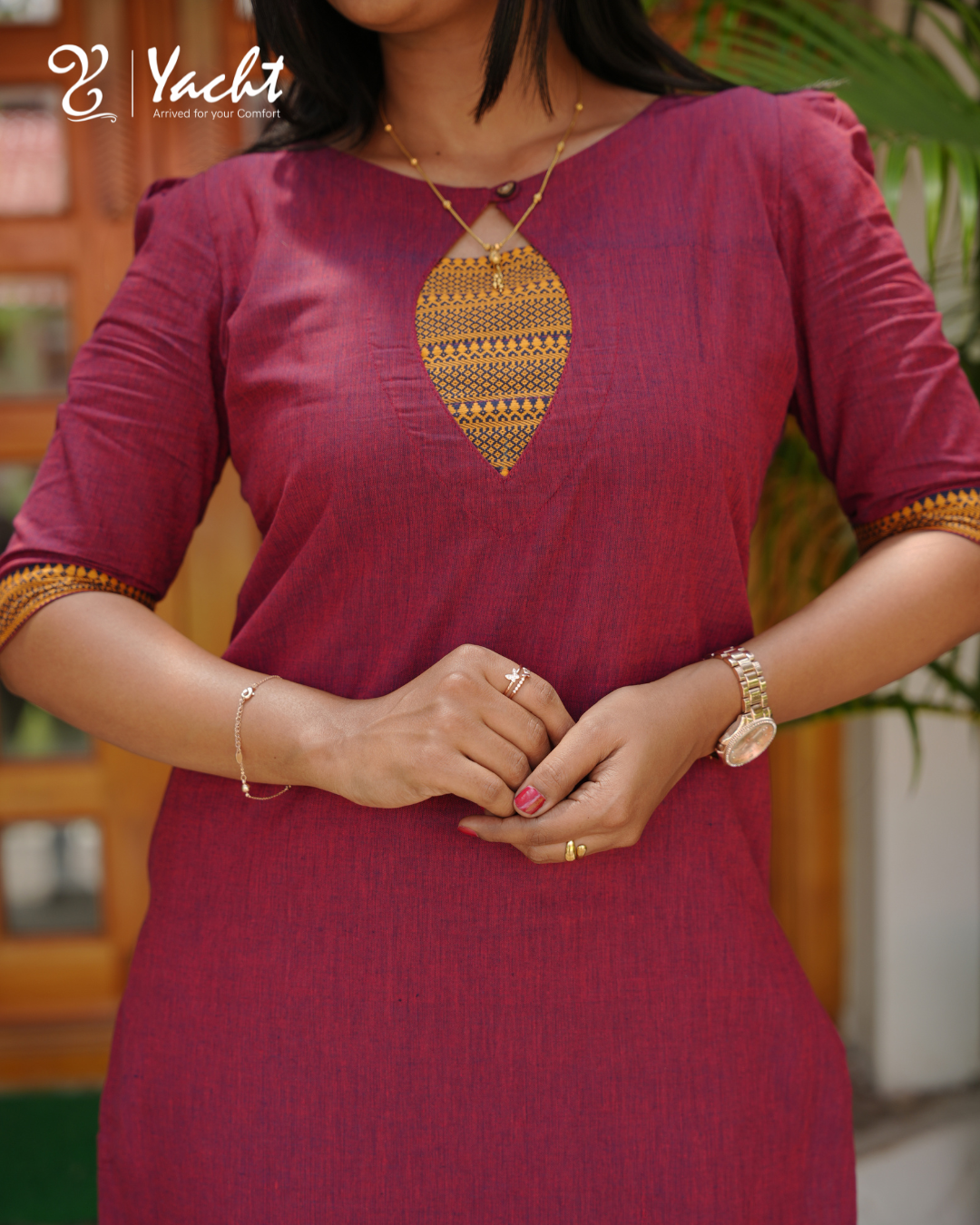 ✨Classic Straight-Cut Kurti with Ethnic Yoke Design