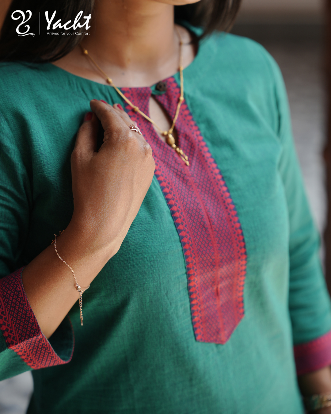 🌿 Emerald Charm Straight-Cut Kurti