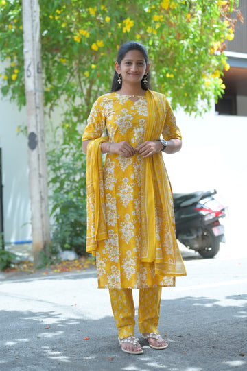 Floral Printed Kurti Set  1937