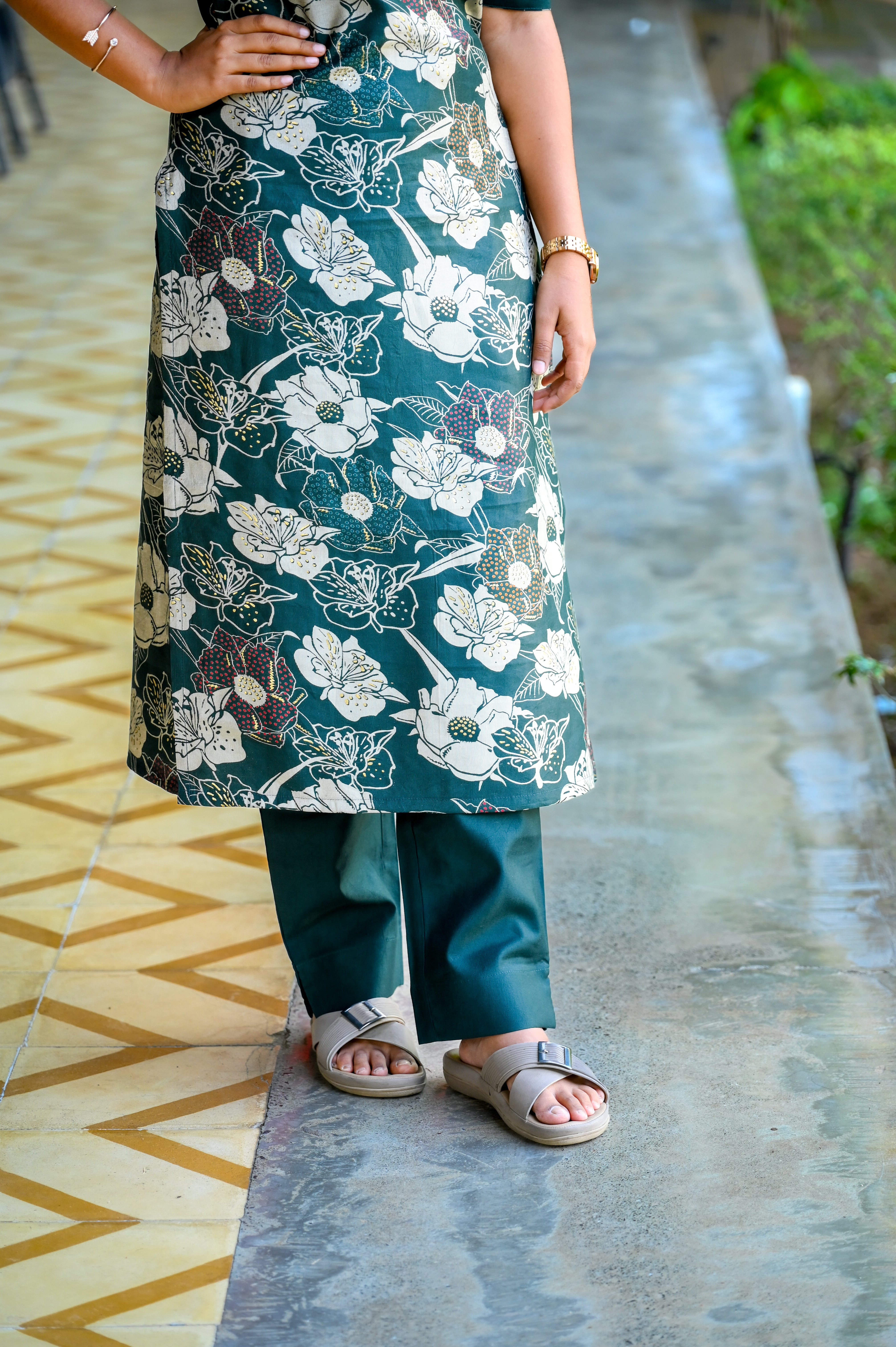 🍏Botanical Print Straight Kurti Set