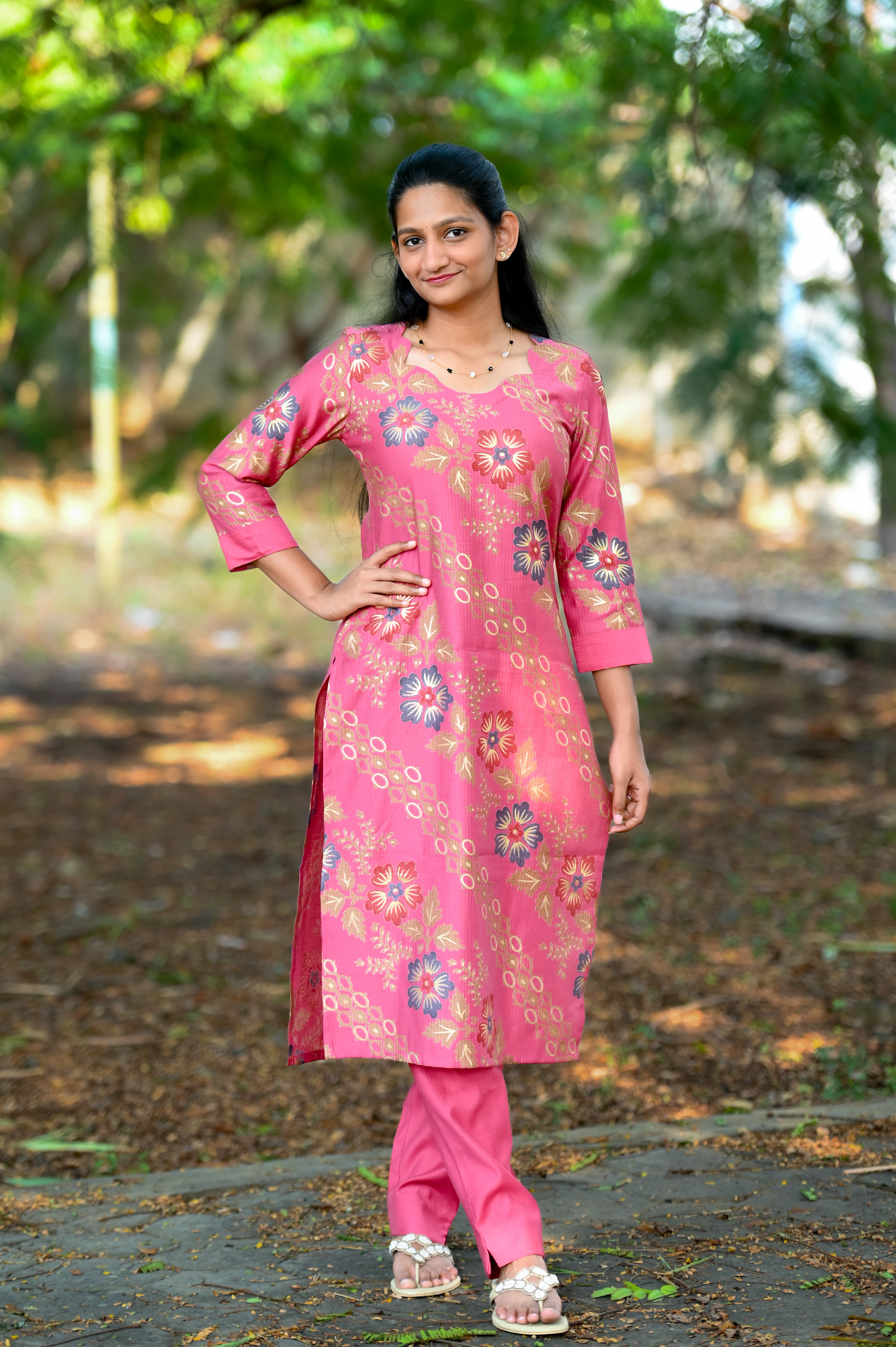 🌷Blush Bloom Elegance Kurti Set
