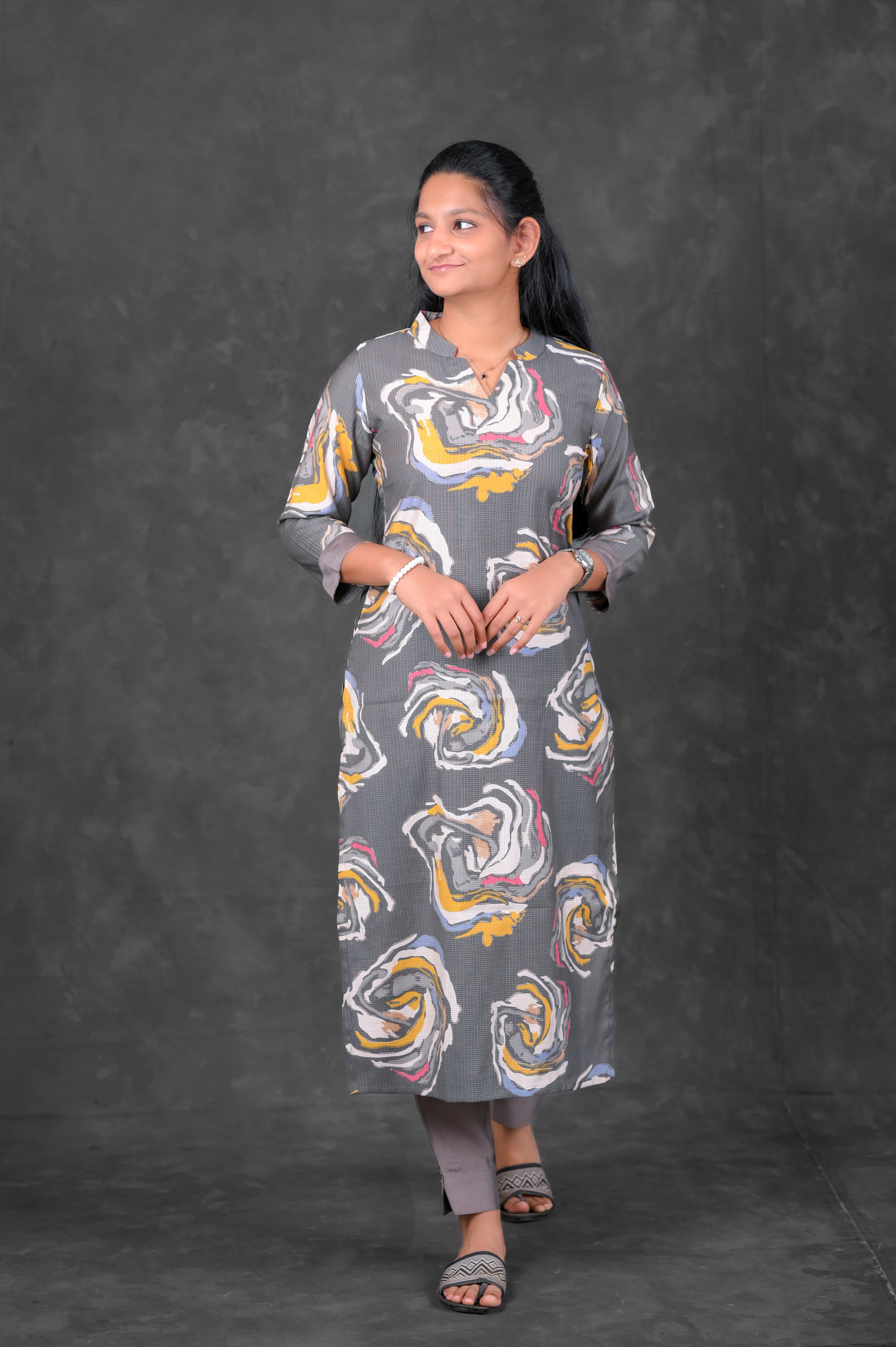 🌿 Ash Bloom Straight Kurti Set