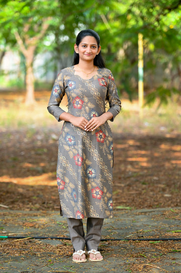 🤎Midnight Bloom Elegance Kurti Set