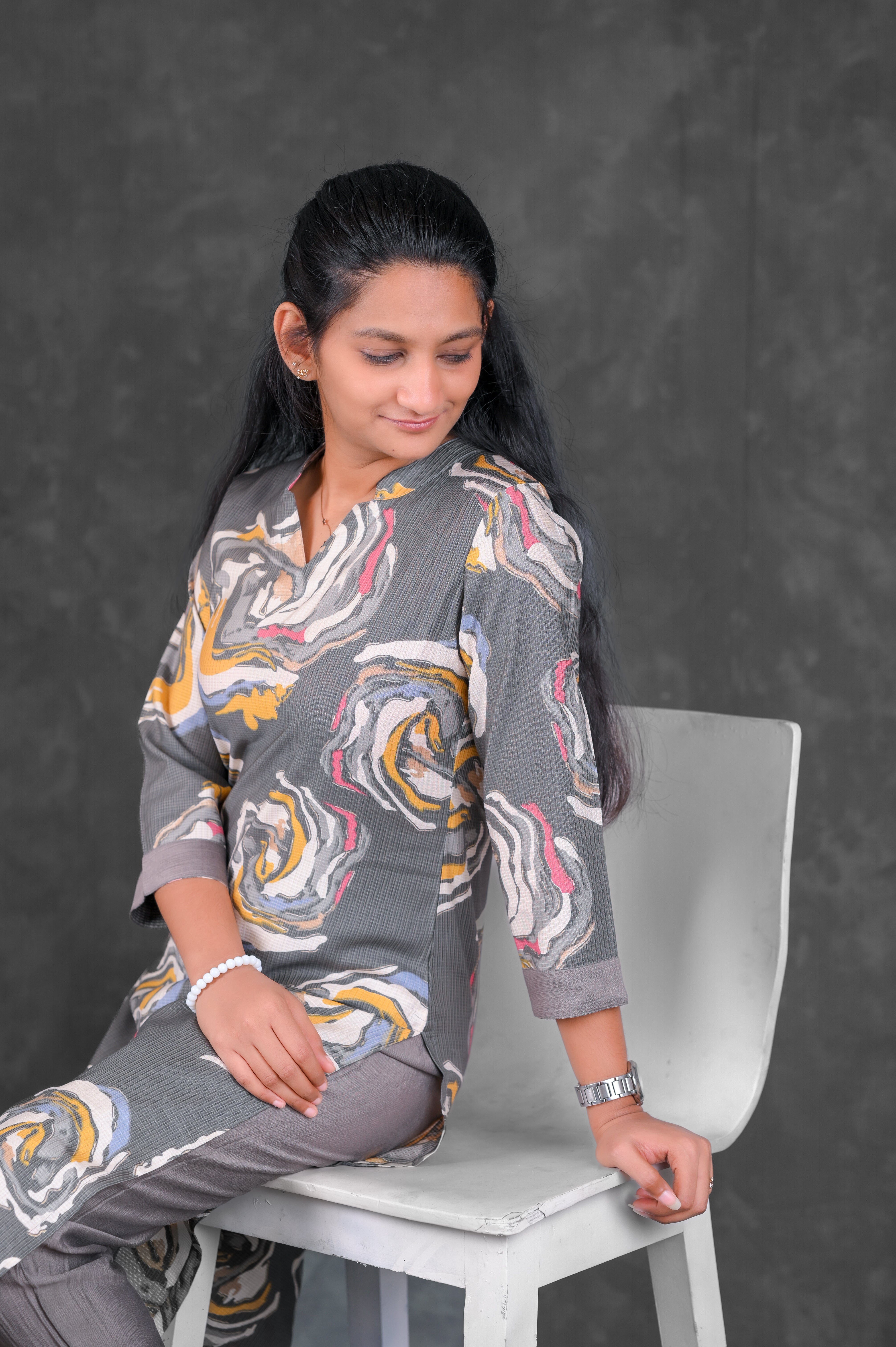 🌿 Ash Bloom Straight Kurti Set