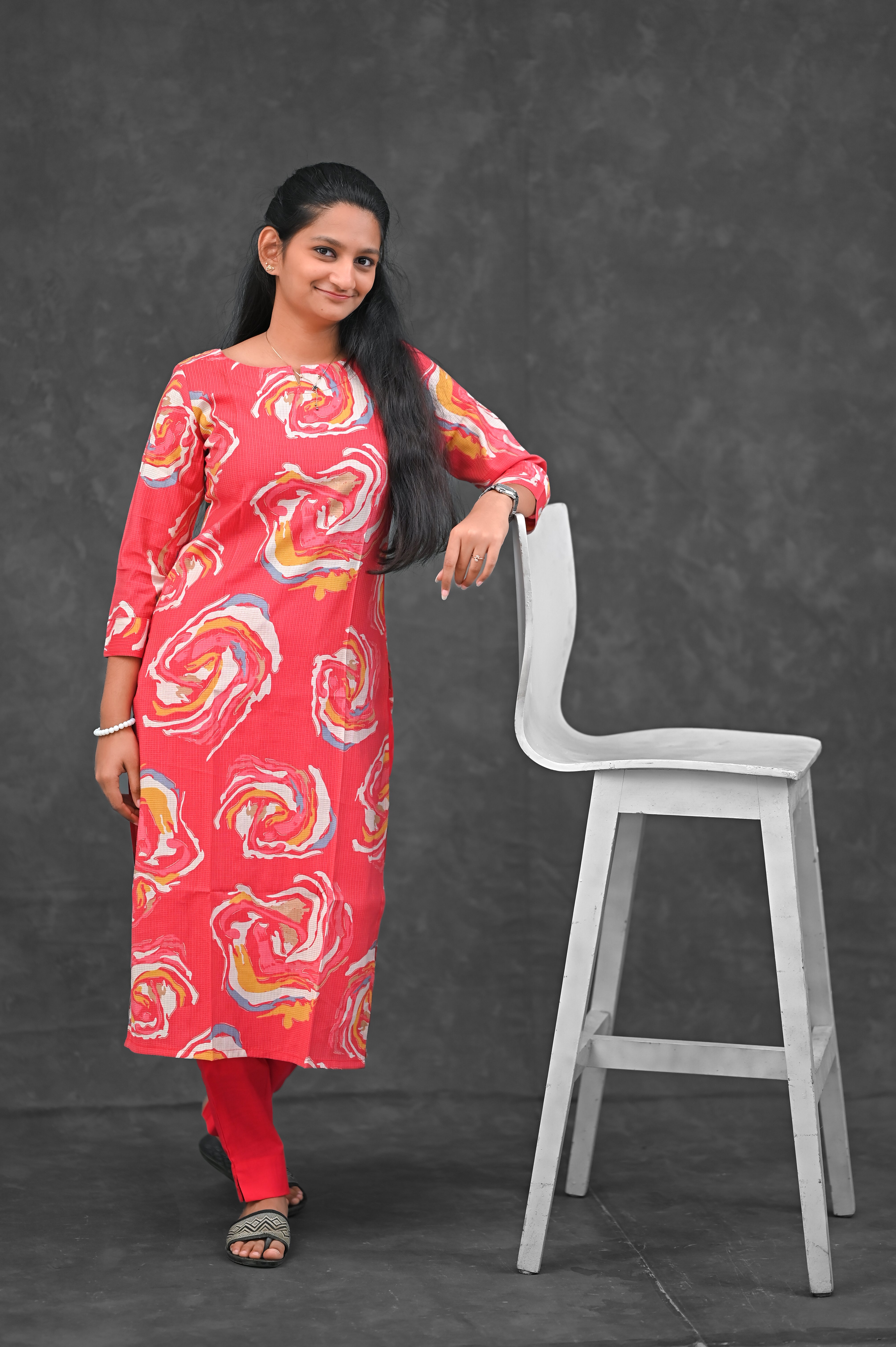 🌹 Coral Swirl Straight Kurti Set