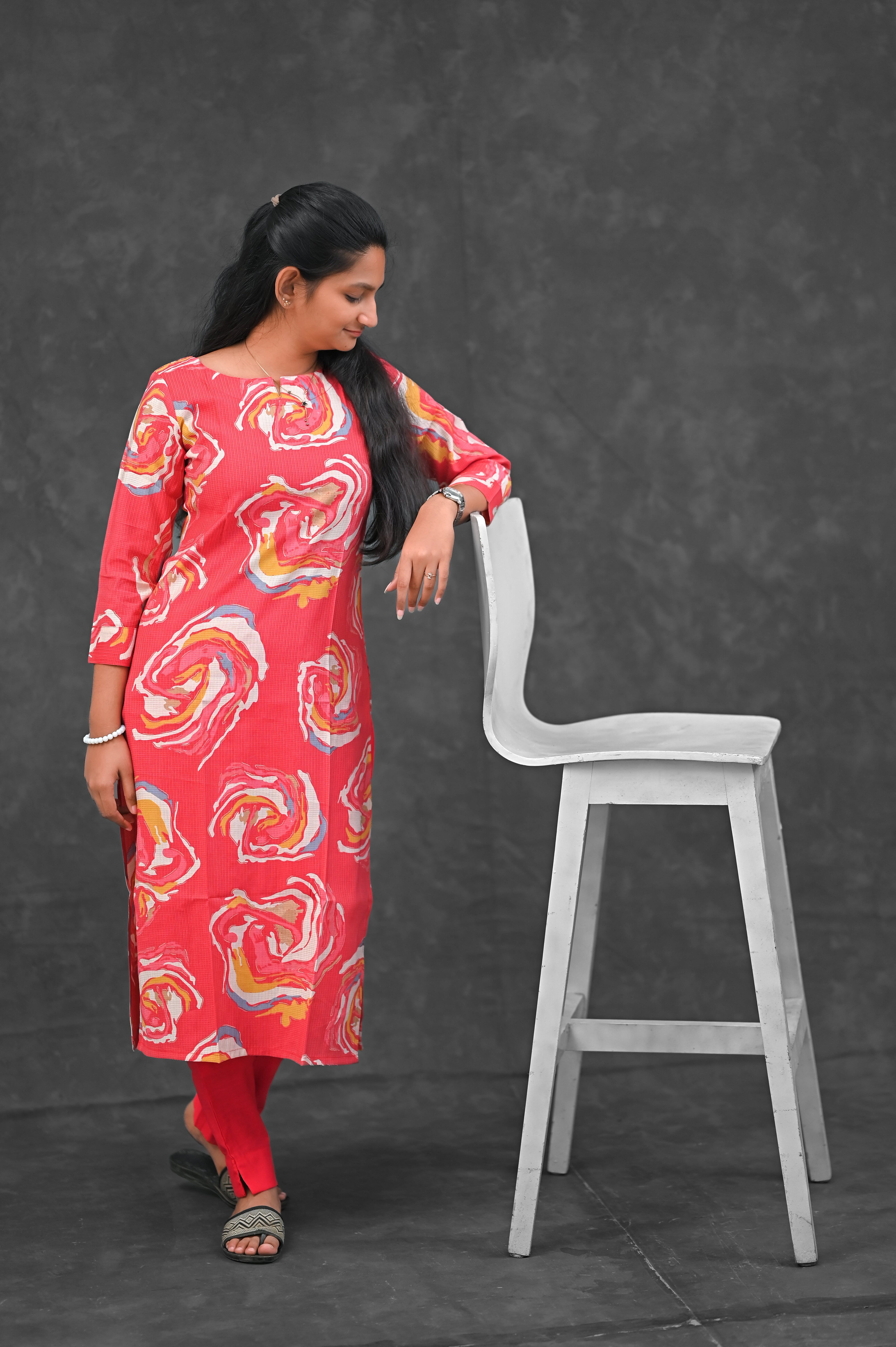 🌹 Coral Swirl Straight Kurti Set