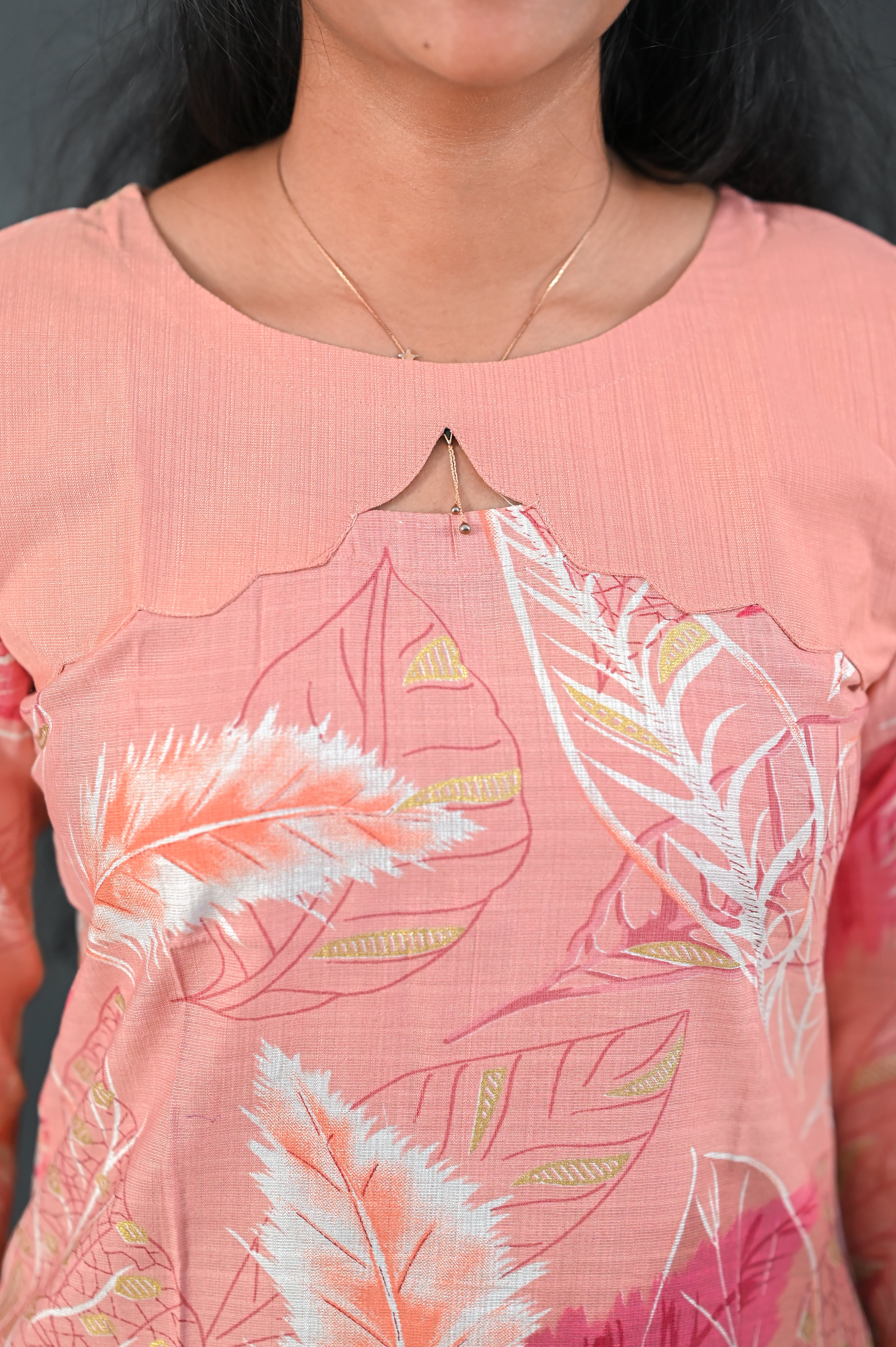 🌷 Peach Feather Straight Kurti Set