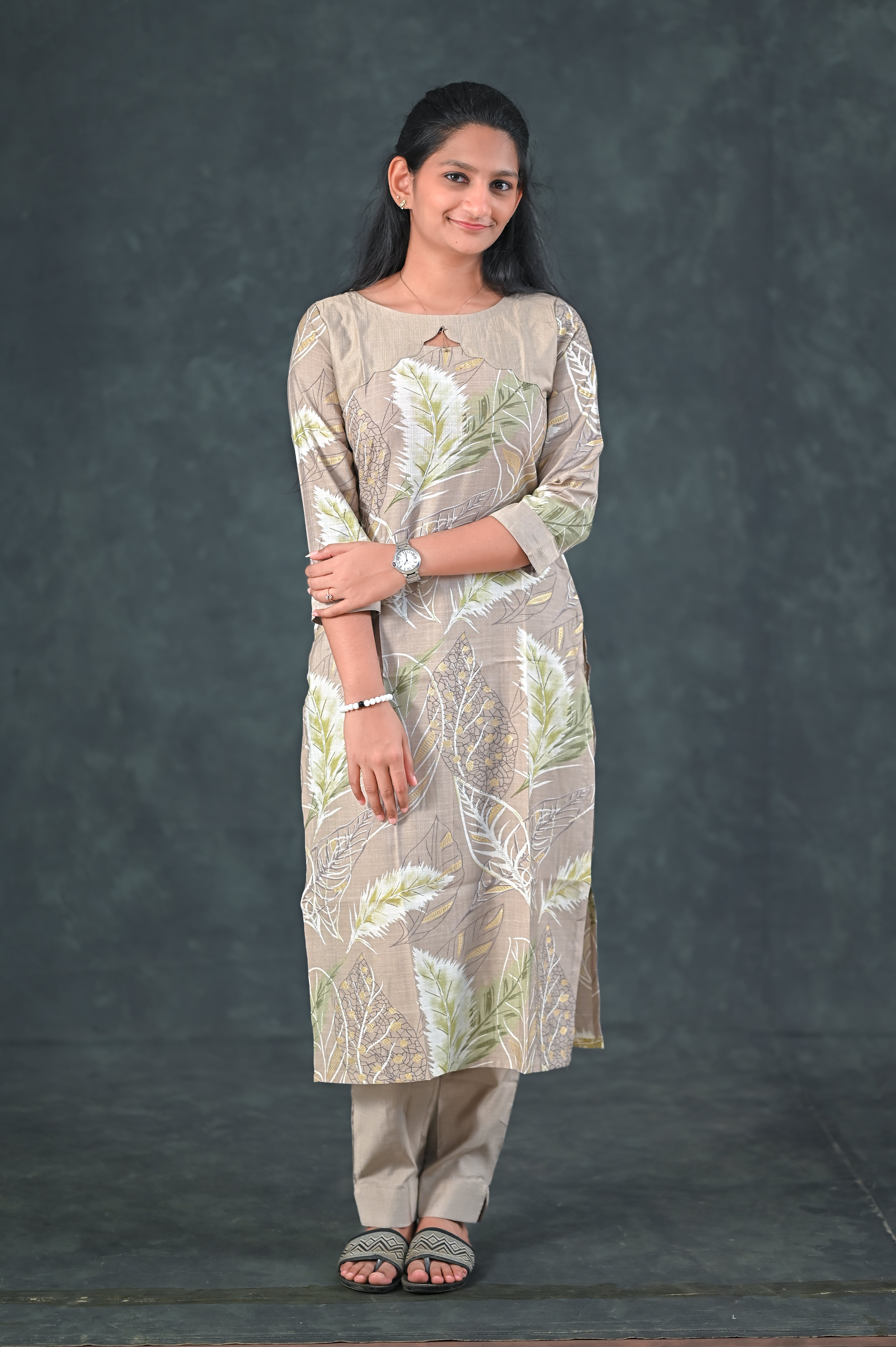 🍃 Olive Leaf Straight Kurti Set