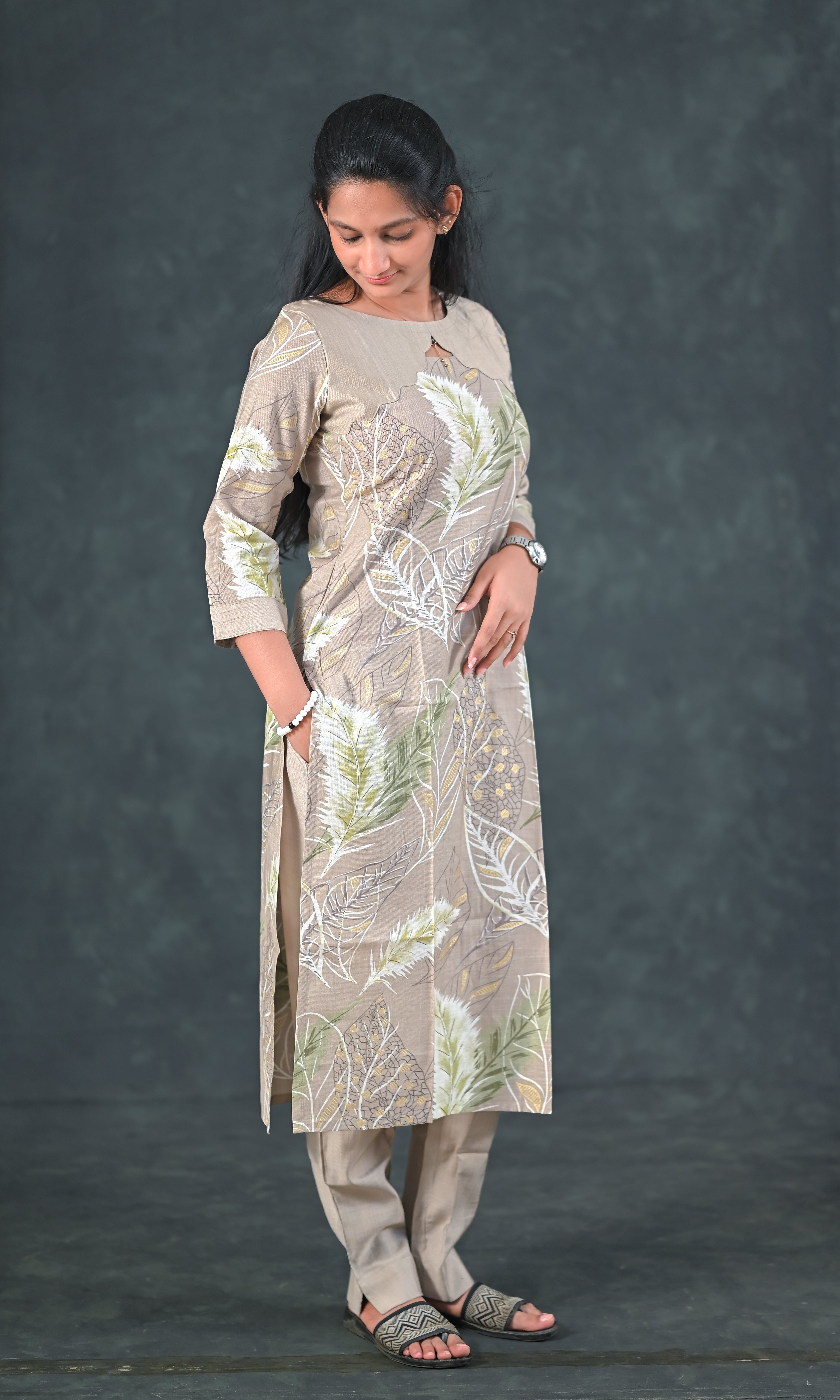 🍃 Olive Leaf Straight Kurti Set