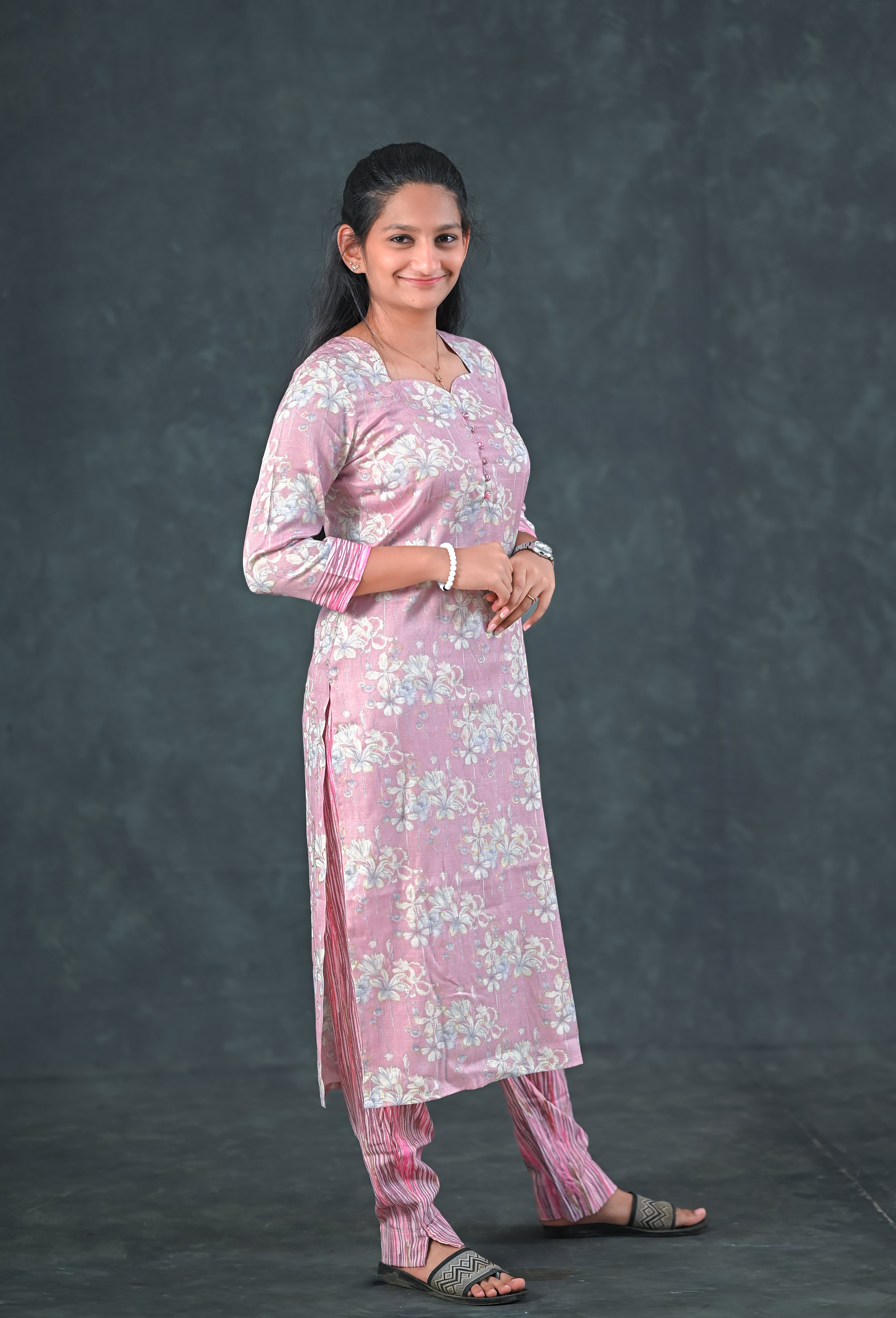 🌸 Blush Garden Straight Kurti Set