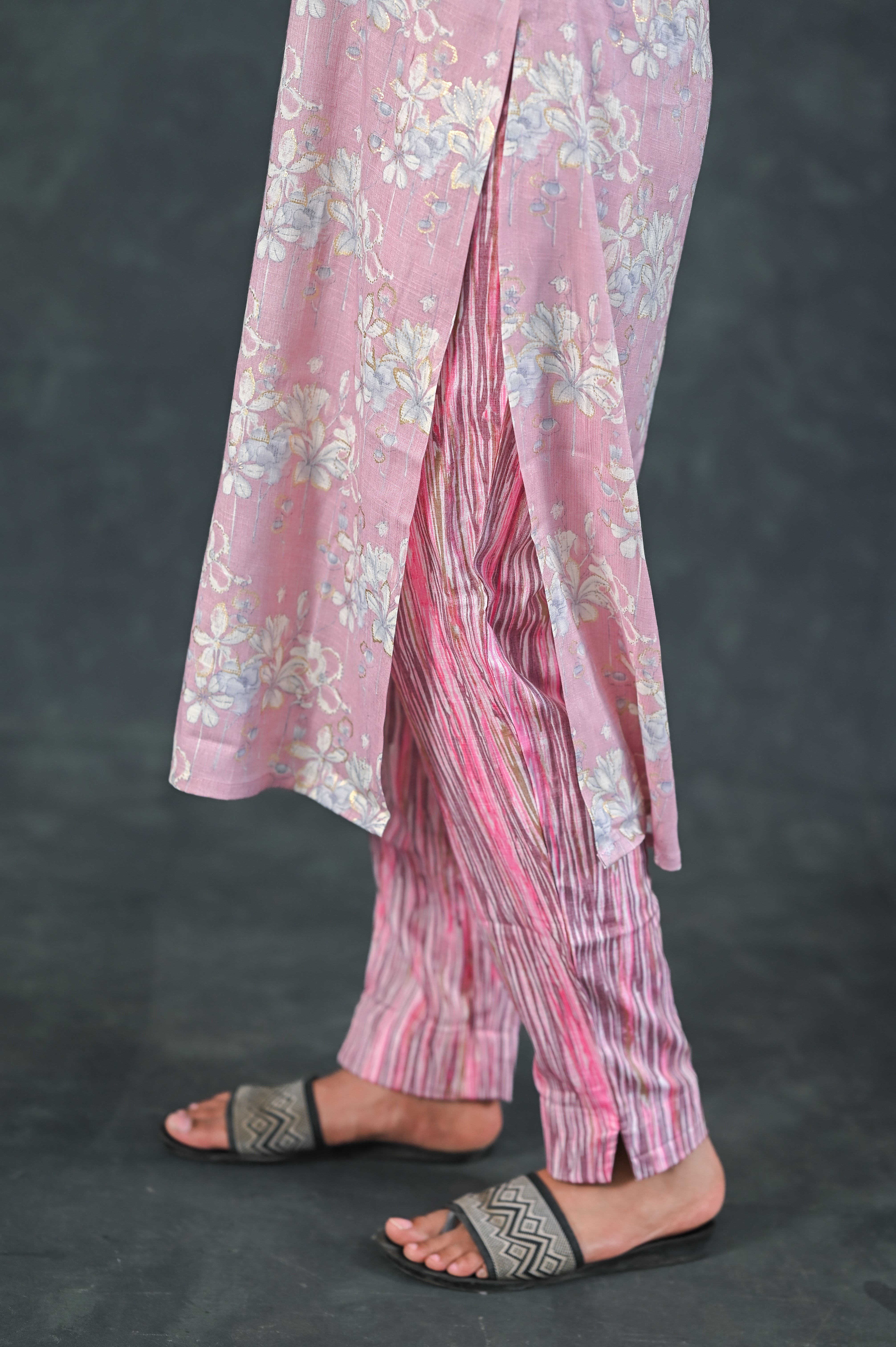 🌸 Blush Garden Straight Kurti Set