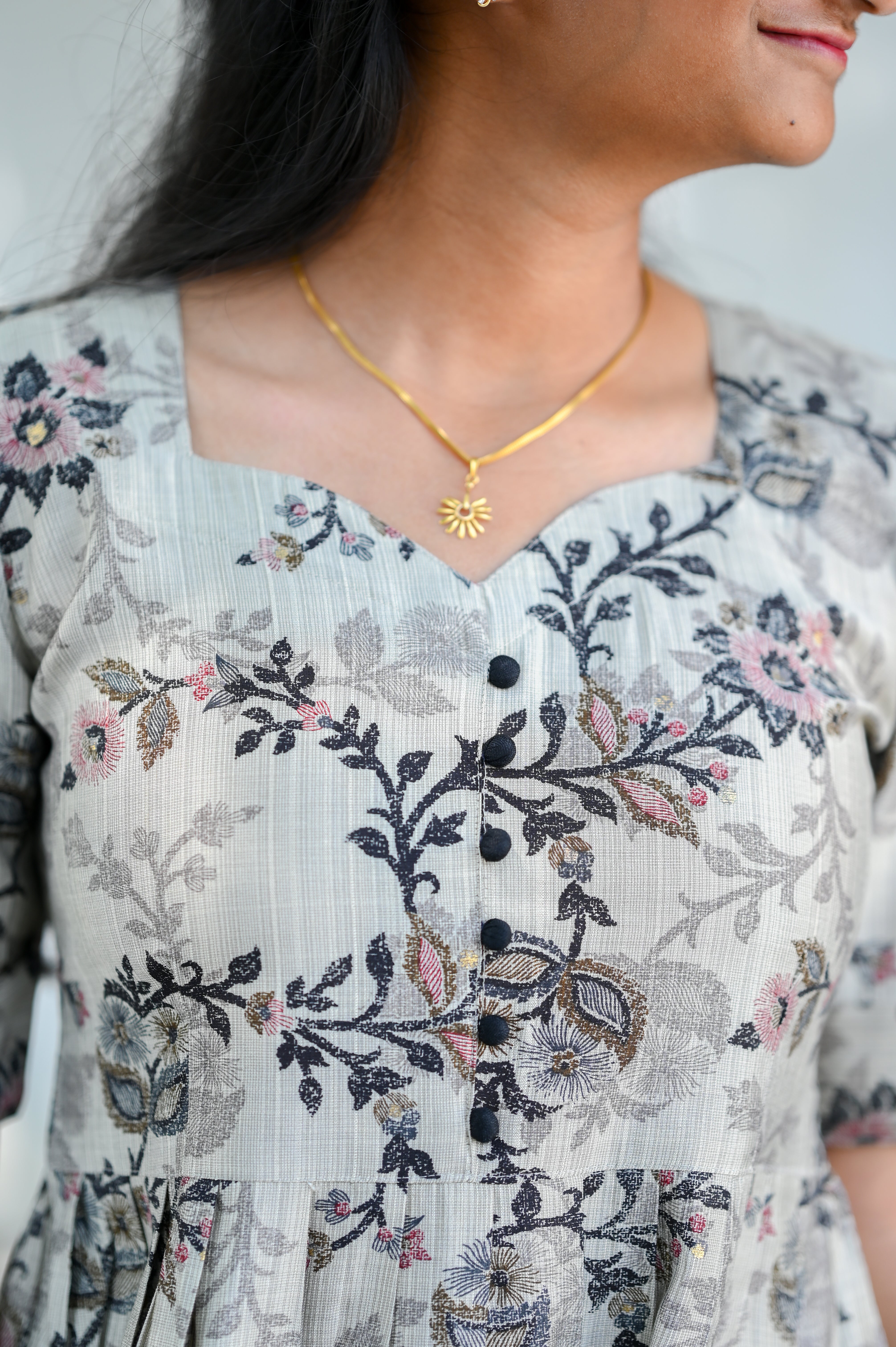 🖤Ivory Garden nyra cut