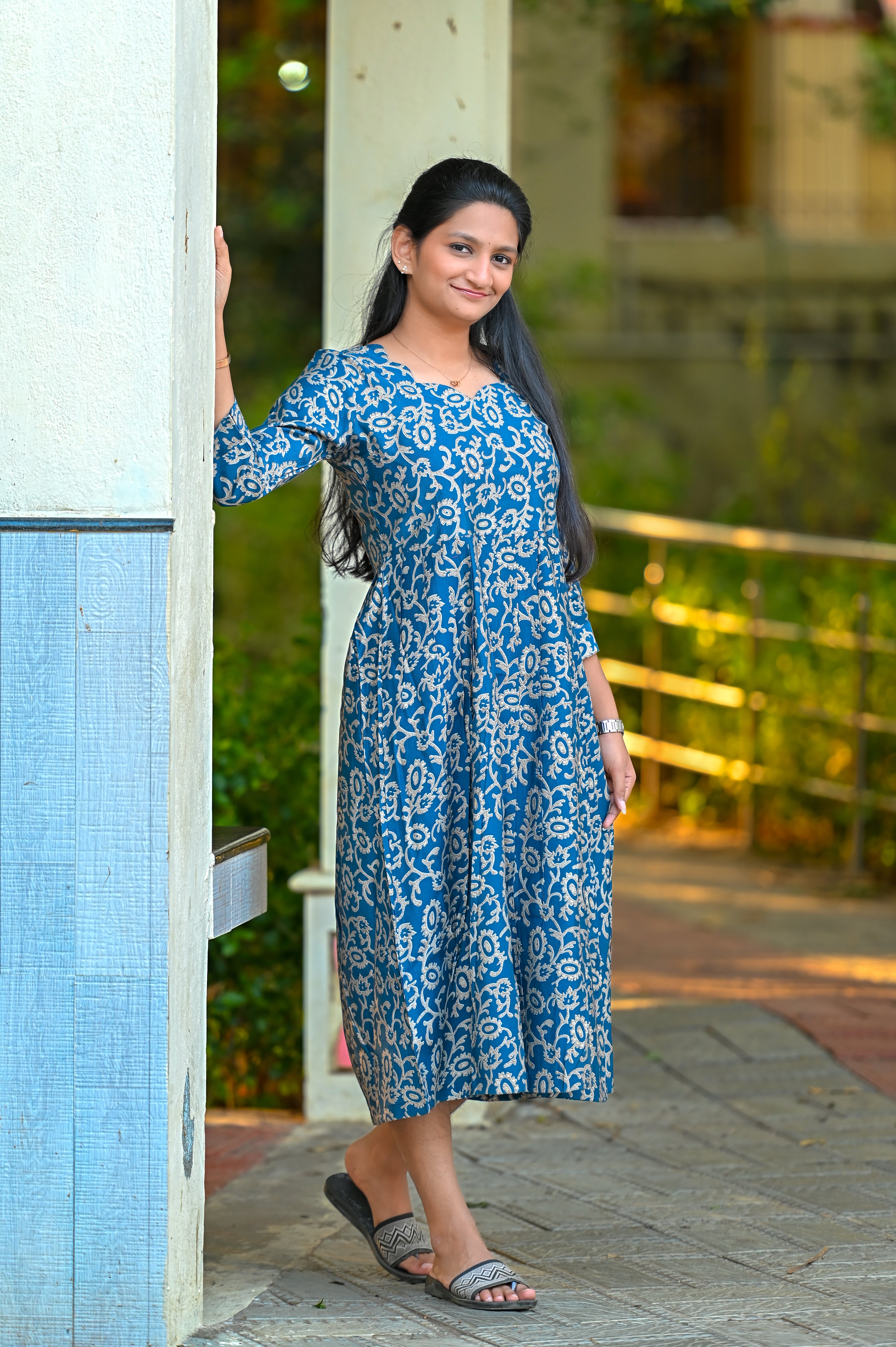 🌊Indigo Bloom Maxi