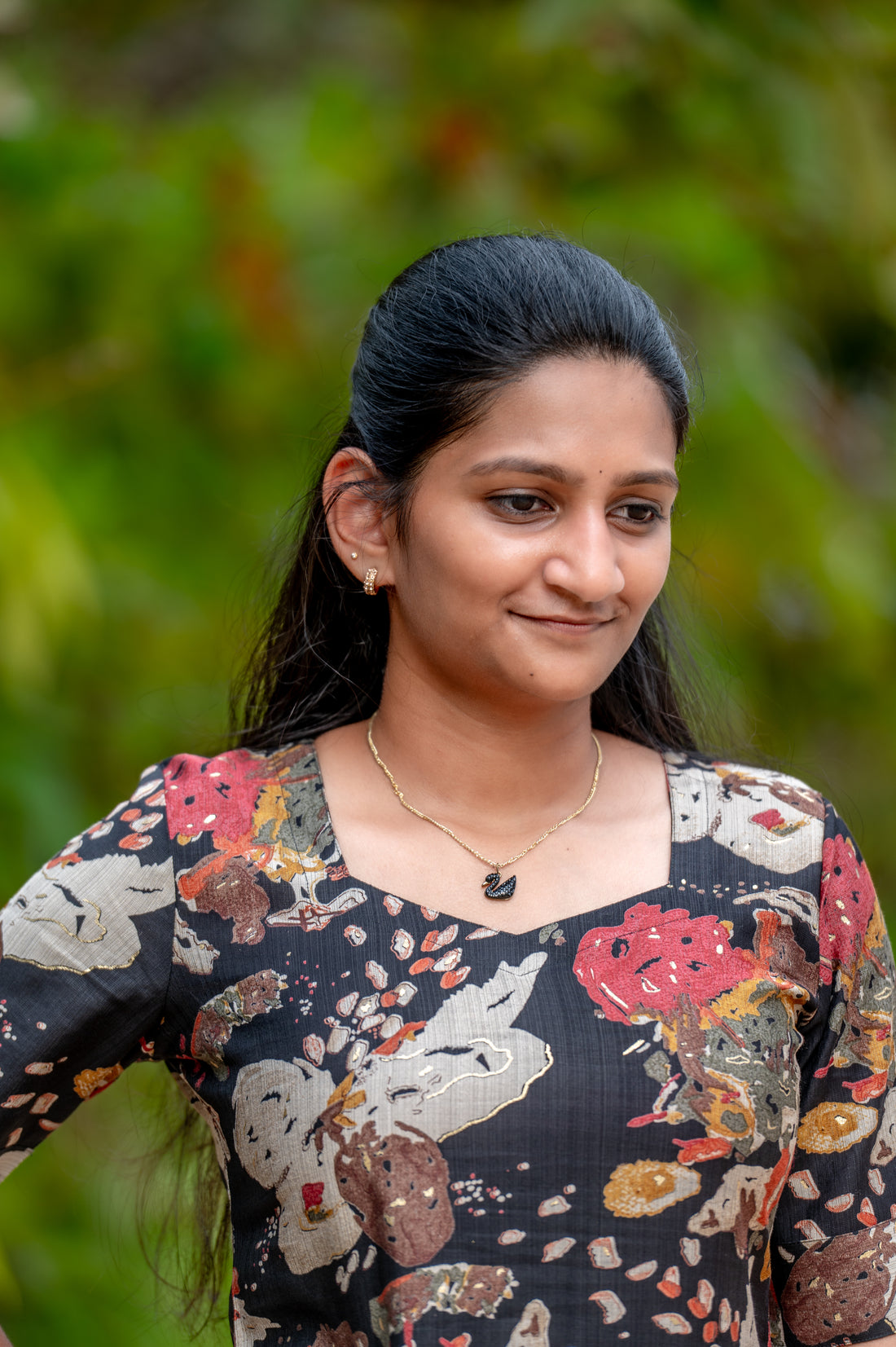 🌺🖤Midnight Bloom Floral Kurti