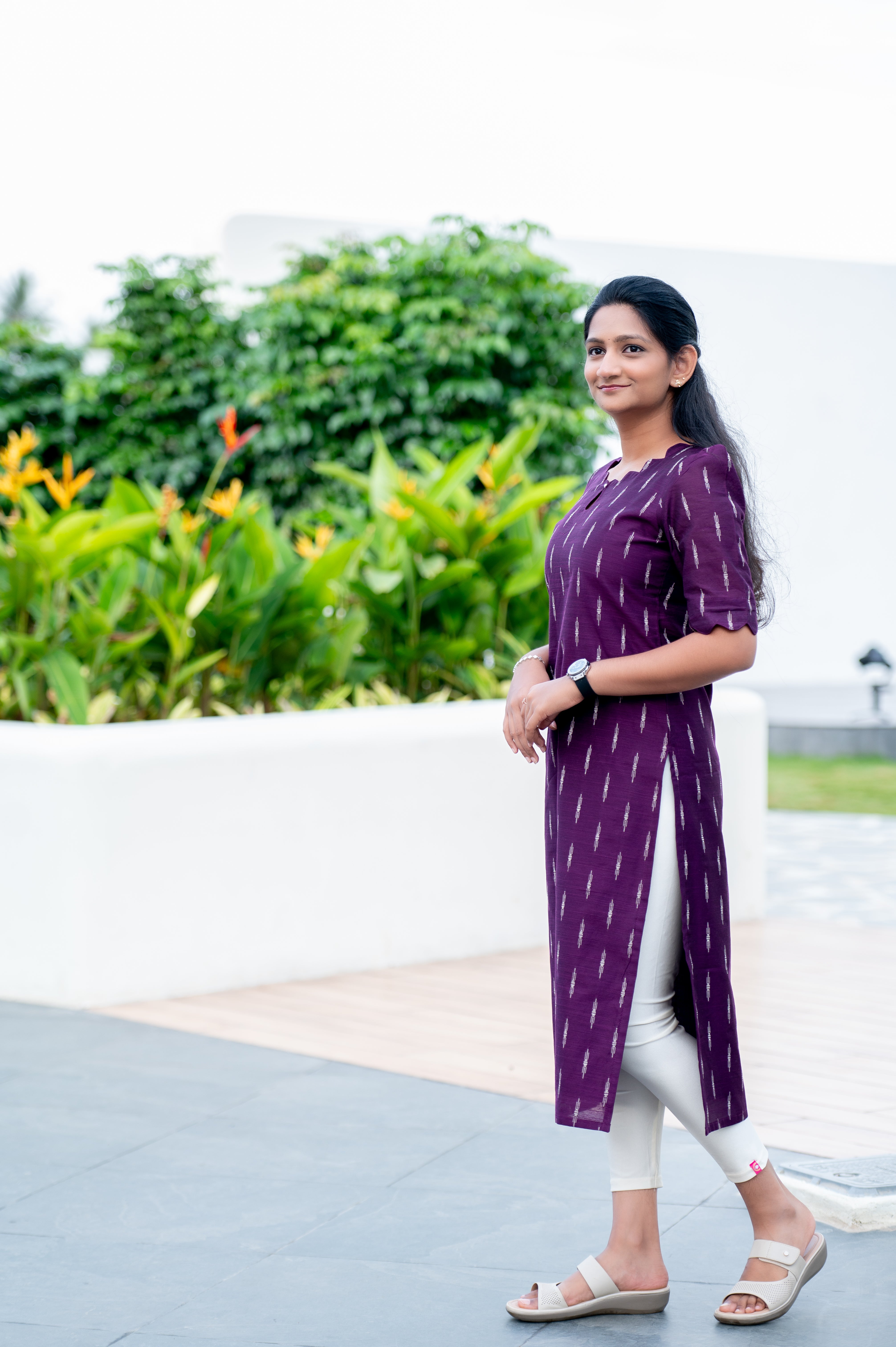 💜 Purple Ikat-Printed Straight Kurti with Scalloped Neckline
