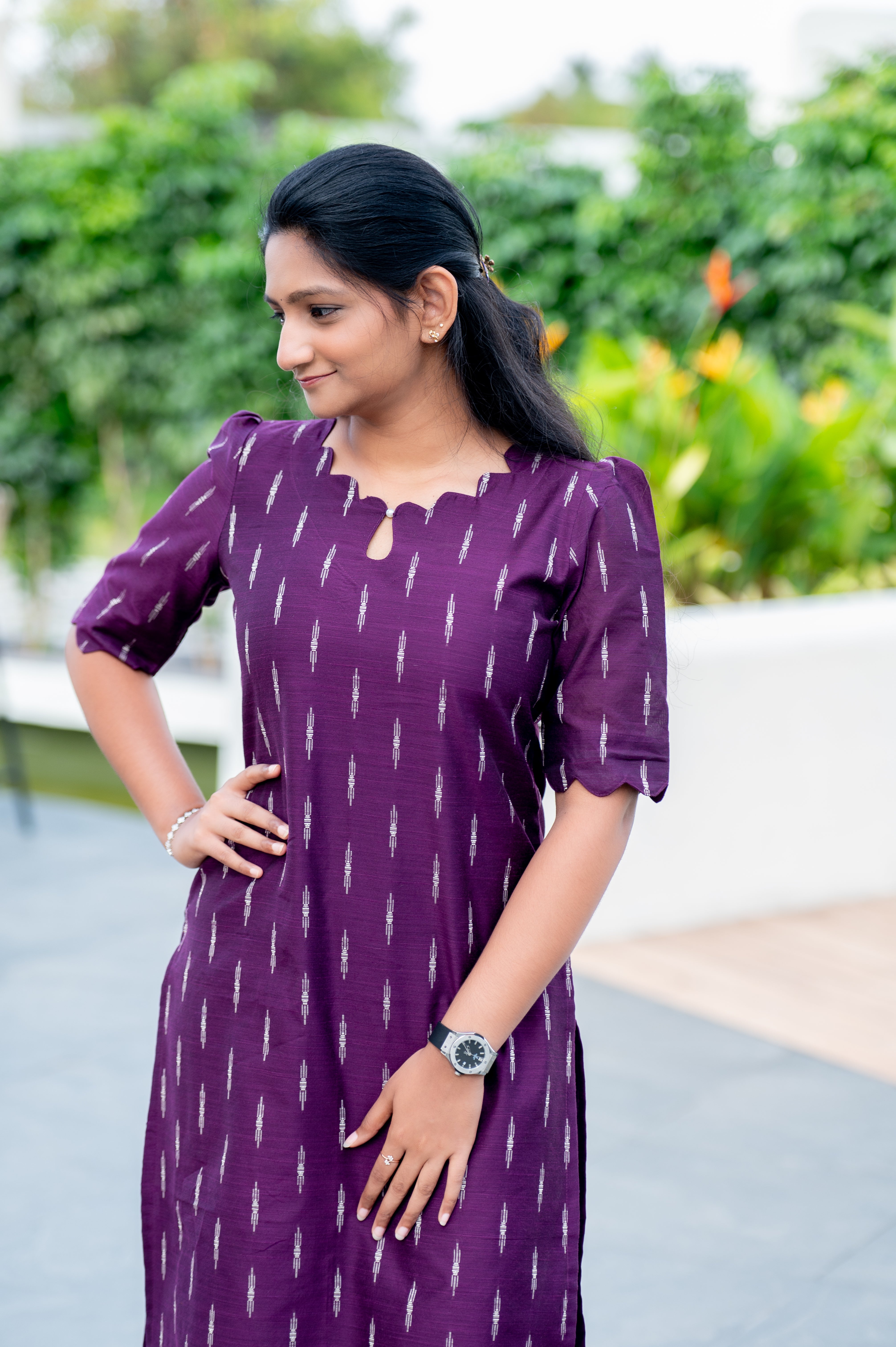 💜 Purple Ikat-Printed Straight Kurti with Scalloped Neckline