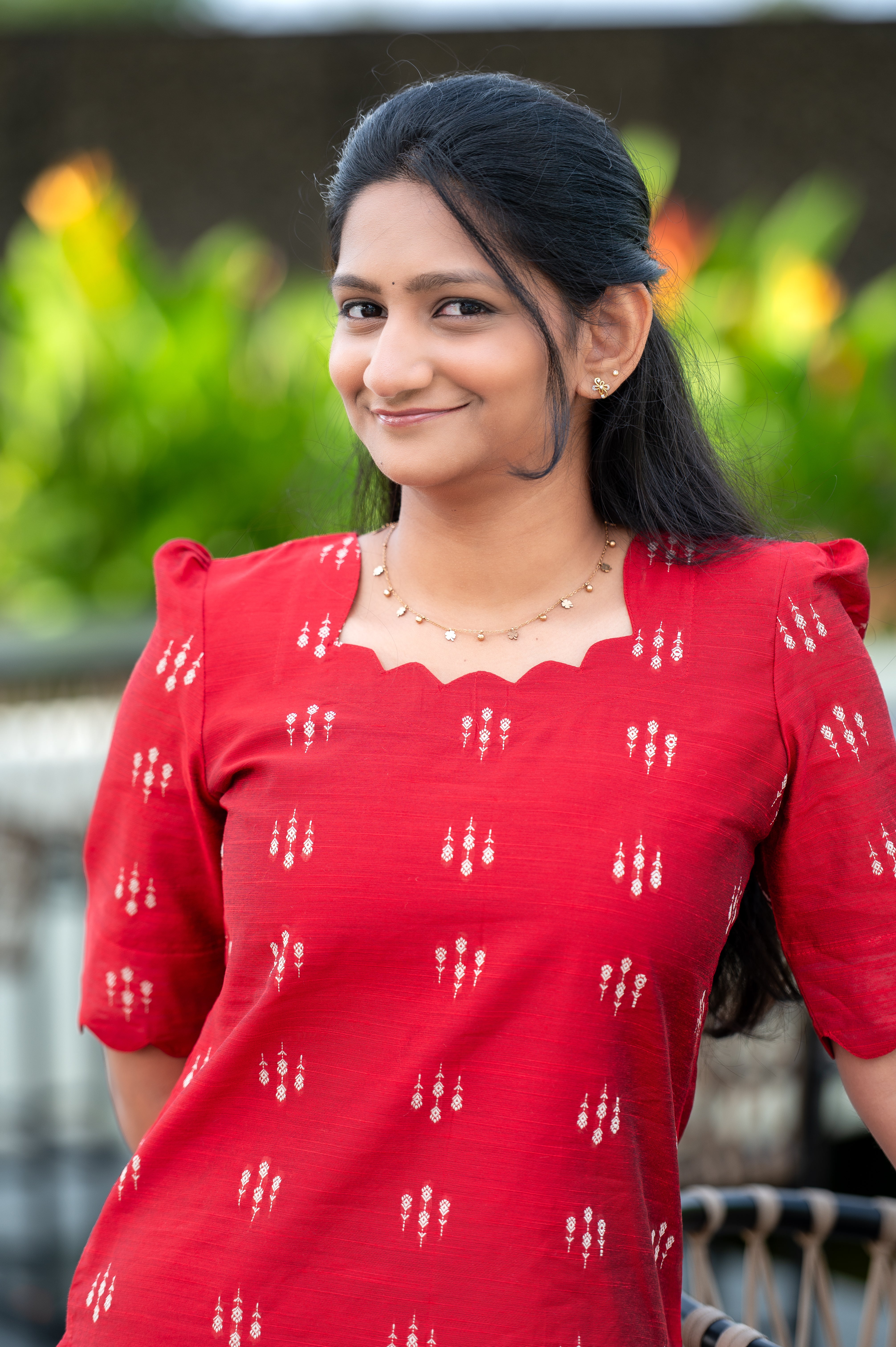 ❤️Red Ikat-Printed Straight Kurti with Scalloped Neckline