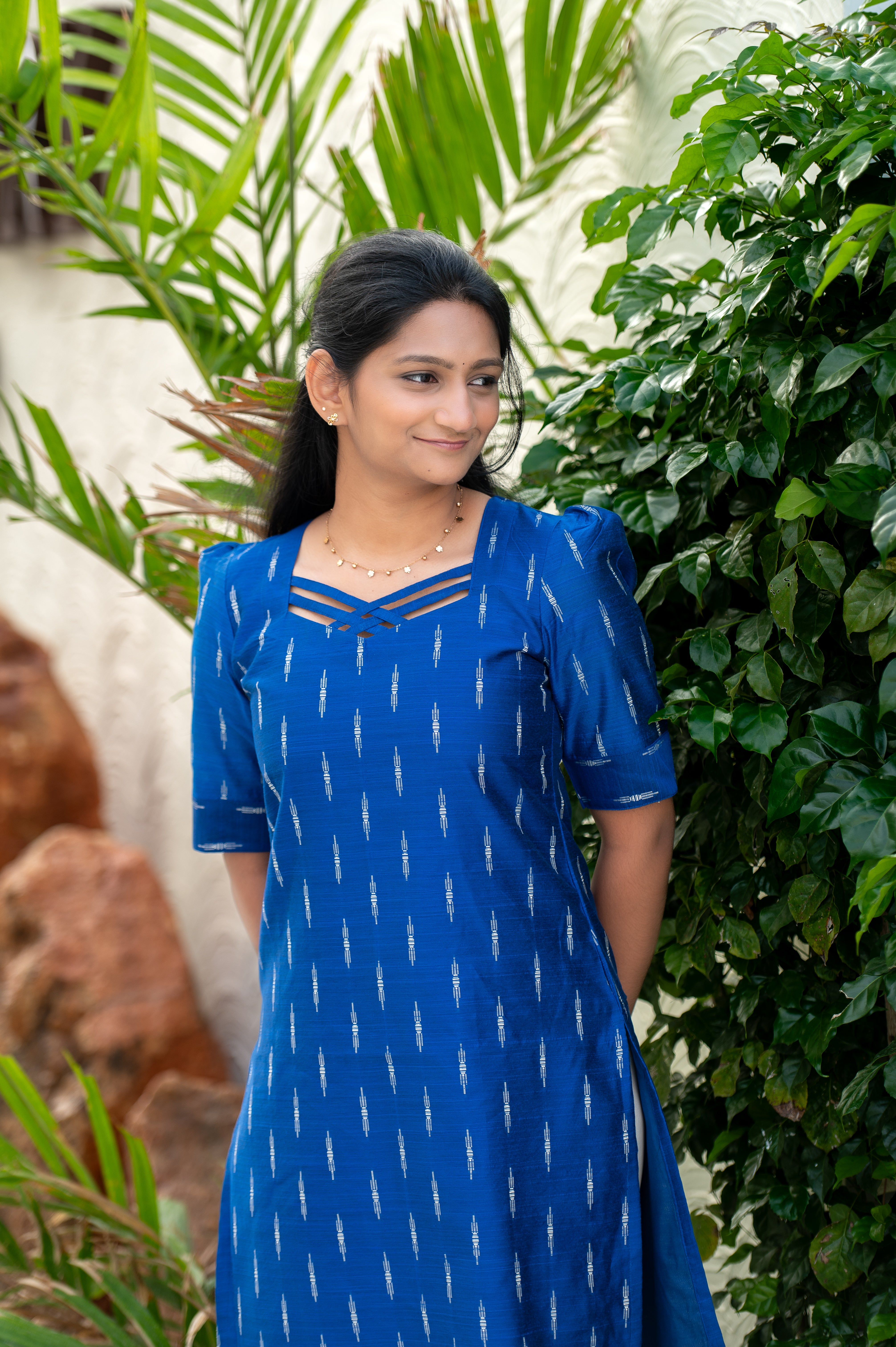 💙 Royal Blue Ikat-Printed Straight Kurti with Designer Neck Detail