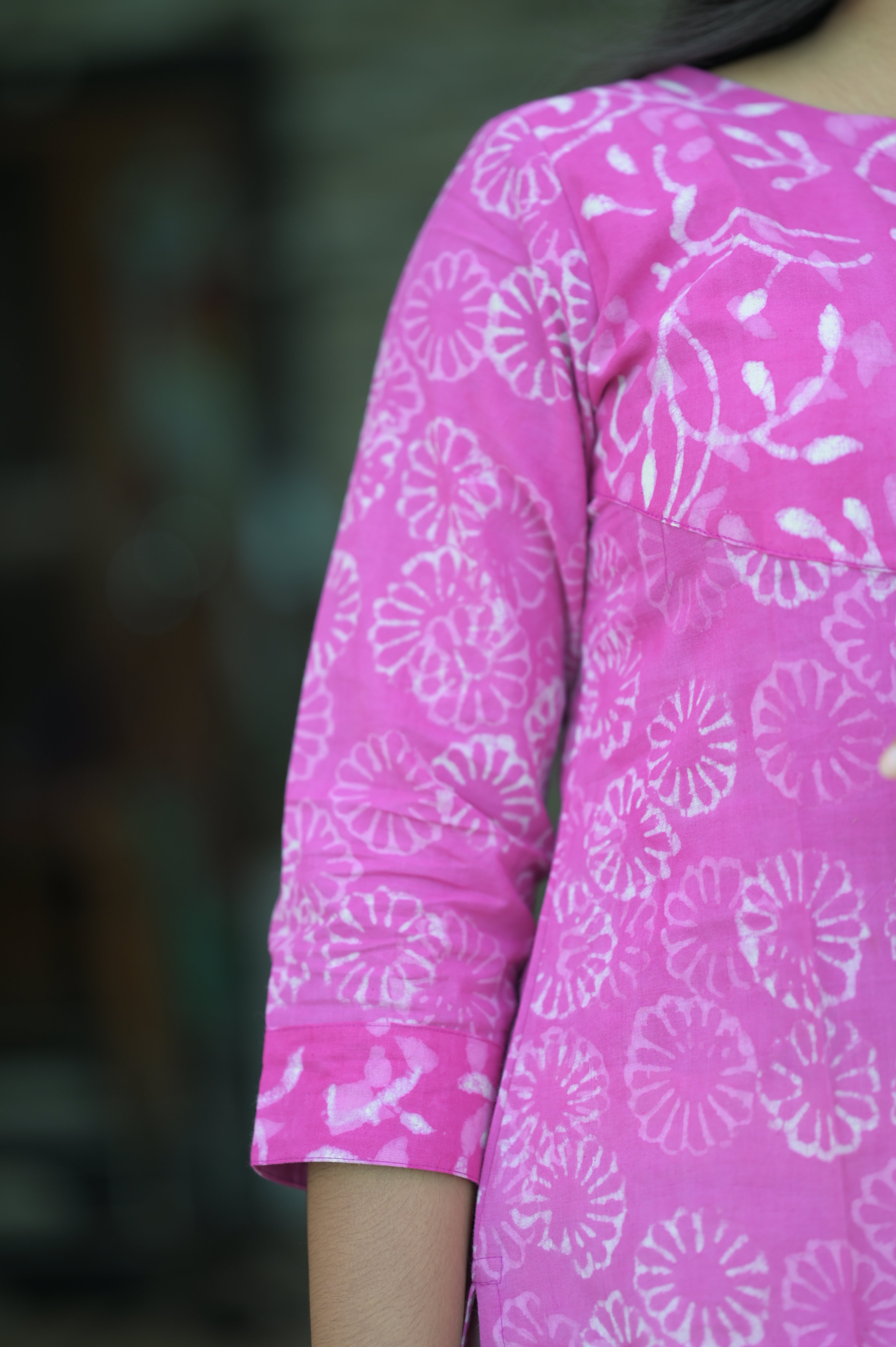Gulabi Glow Handblock Kurti 1926