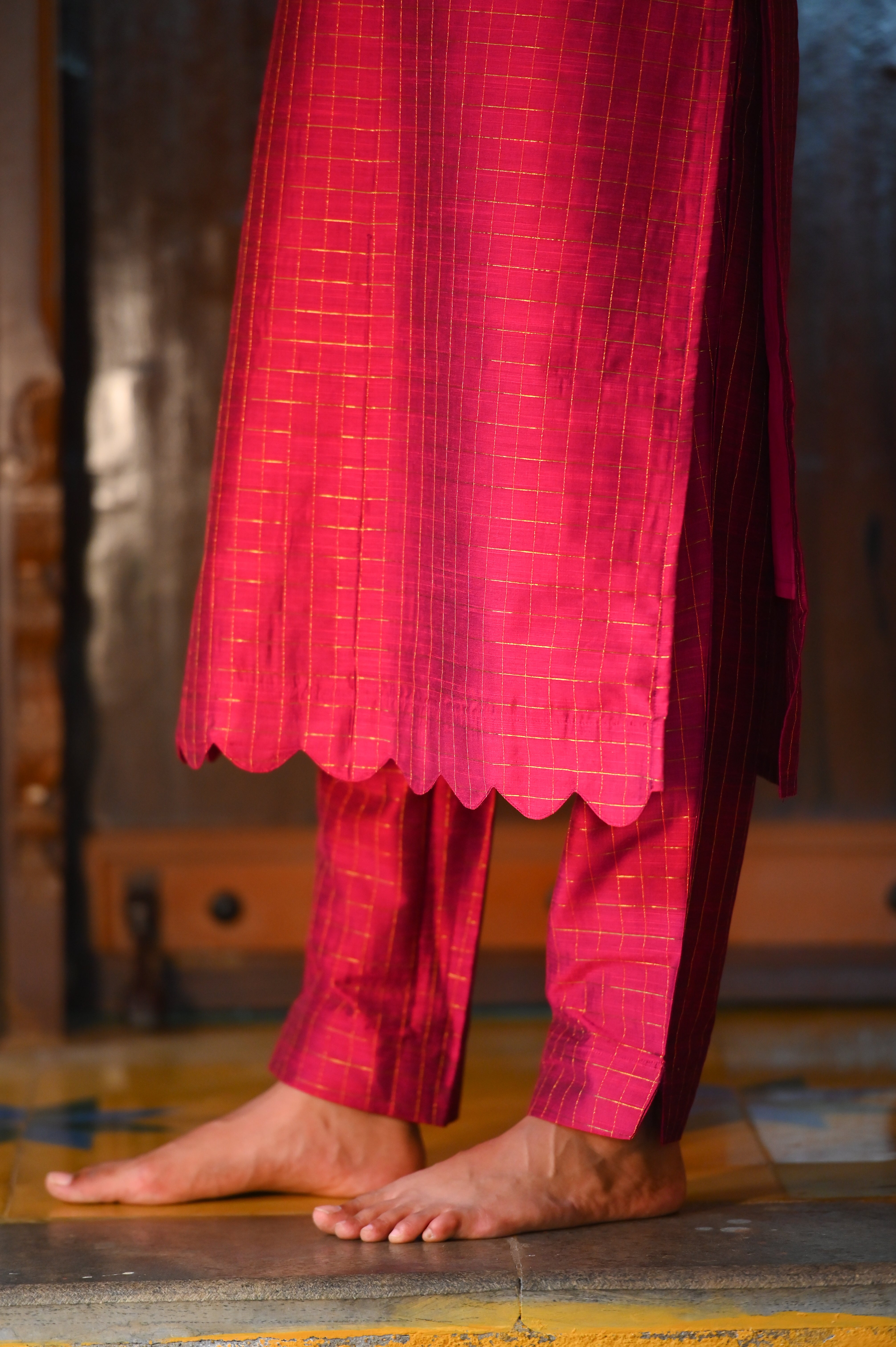 🪭Rosewood Check Raw Silk Kurti Set