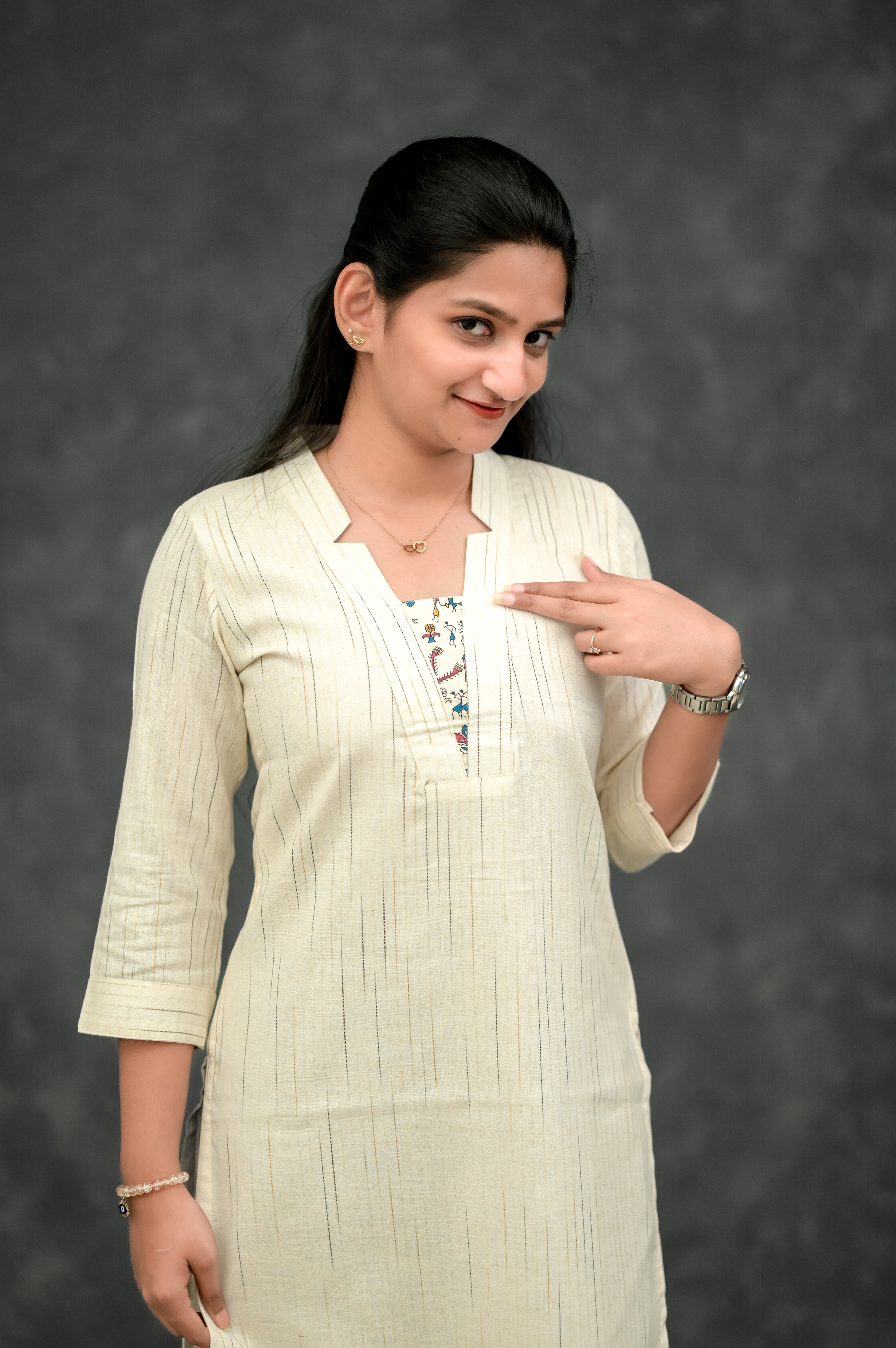 🤍Classic Straight-cut kurti