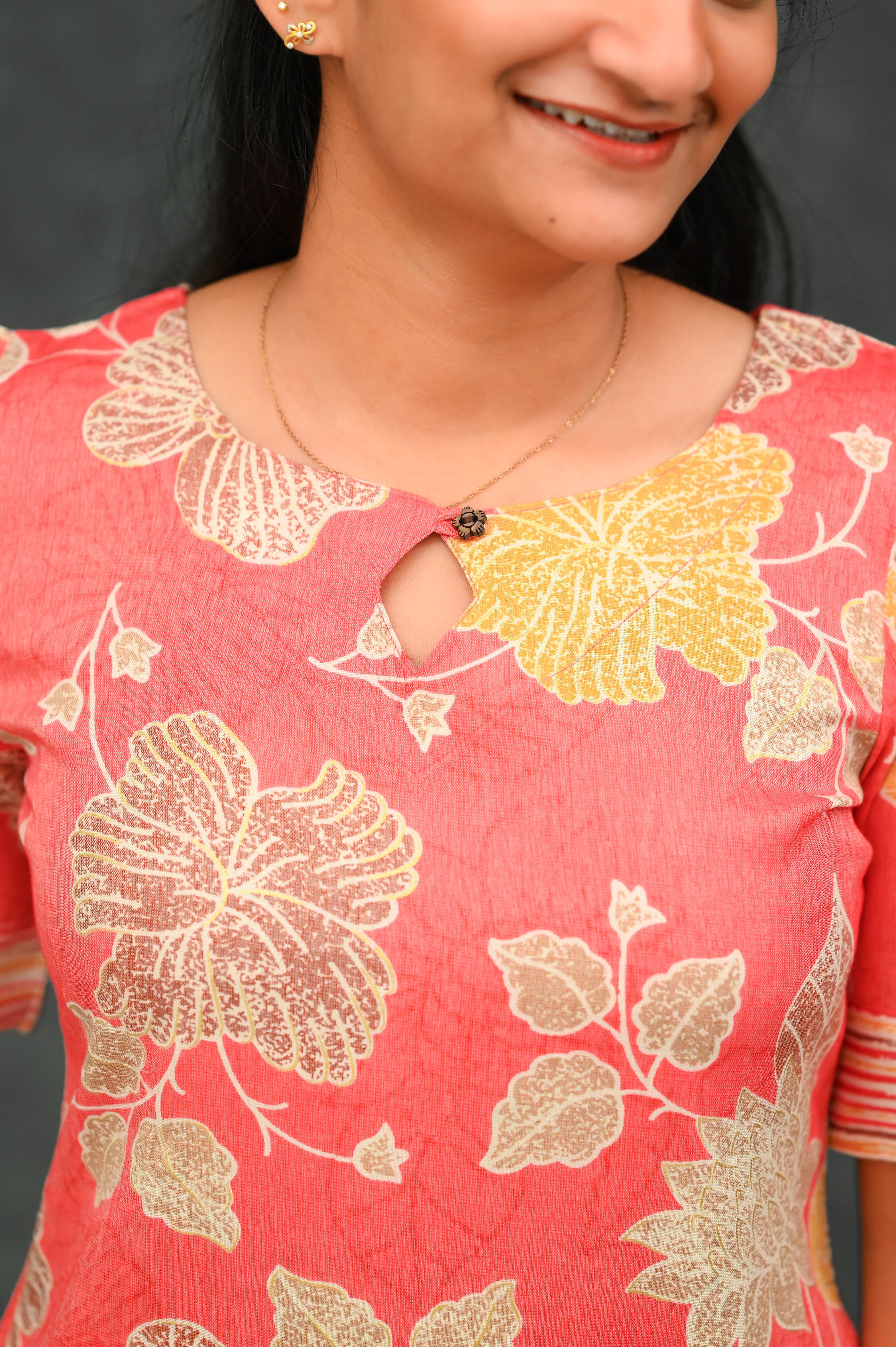 🌺Coral Bloom Straight Kurti Set