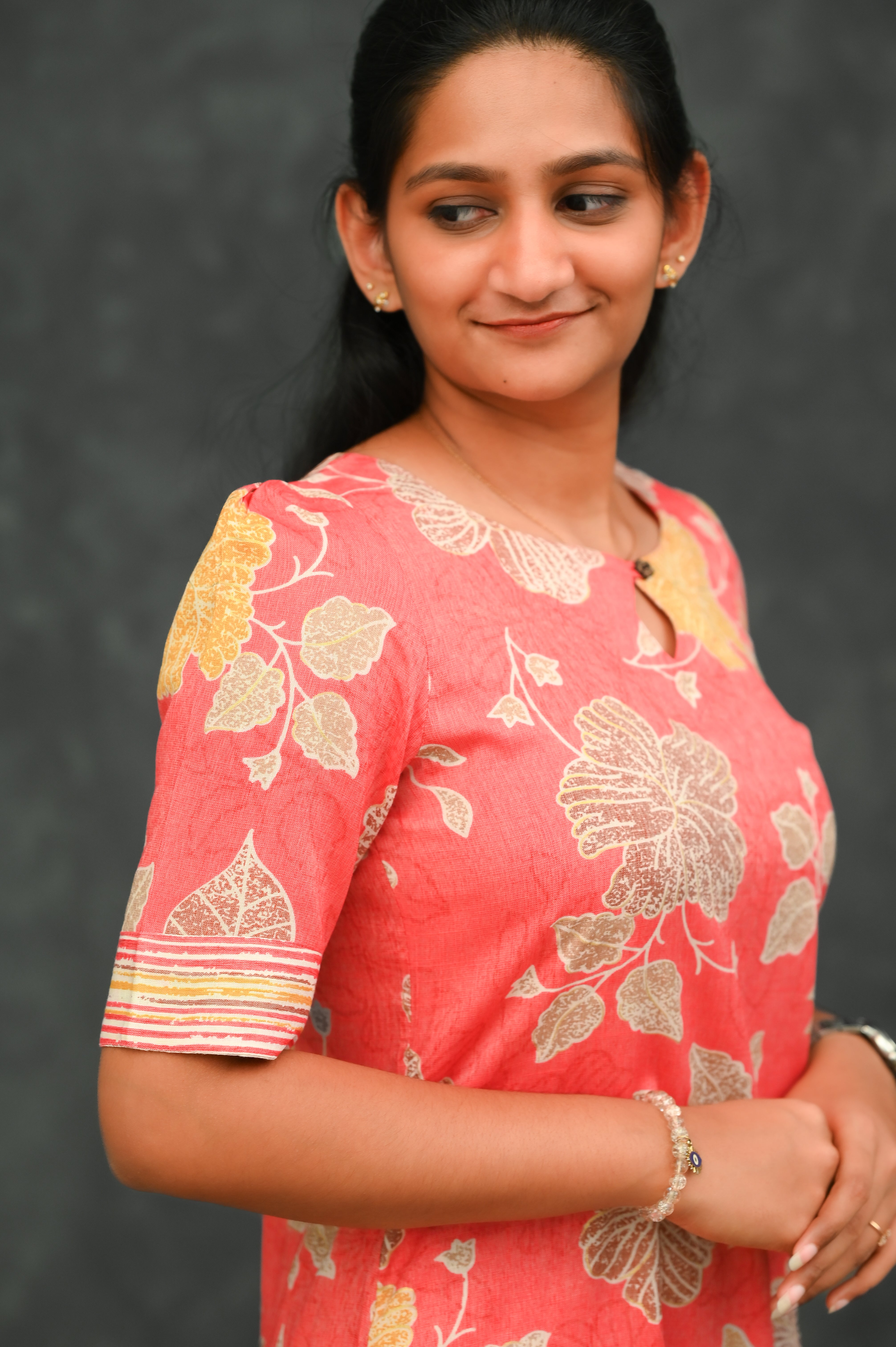 🌺Coral Bloom Straight Kurti Set