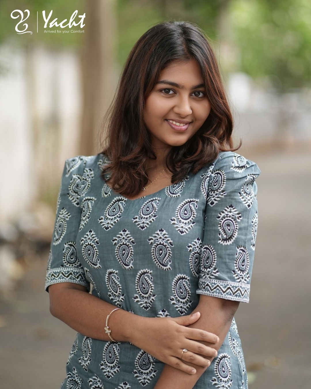 ✨Smoky Paisley Elegance Kurti Set
