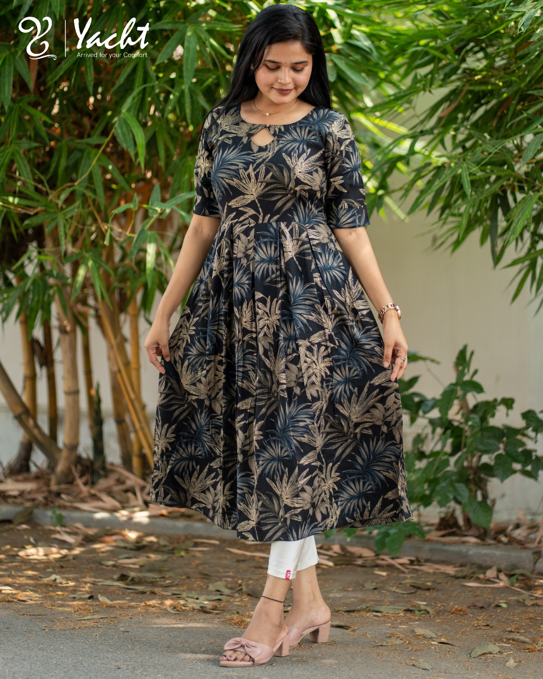 🖤Classic Black Flared MAXI