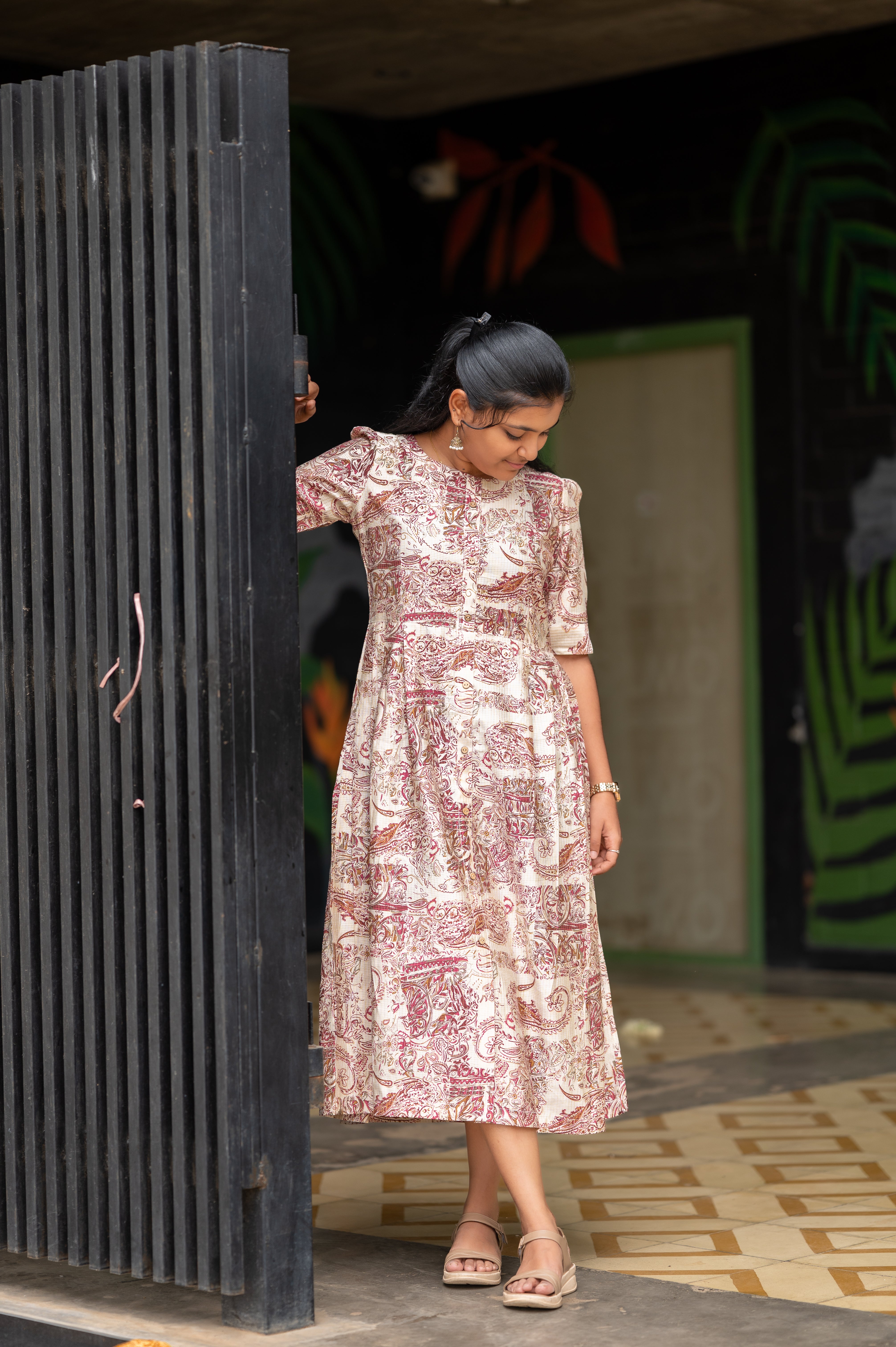 🌸 "Paisley Garden midi Dress"