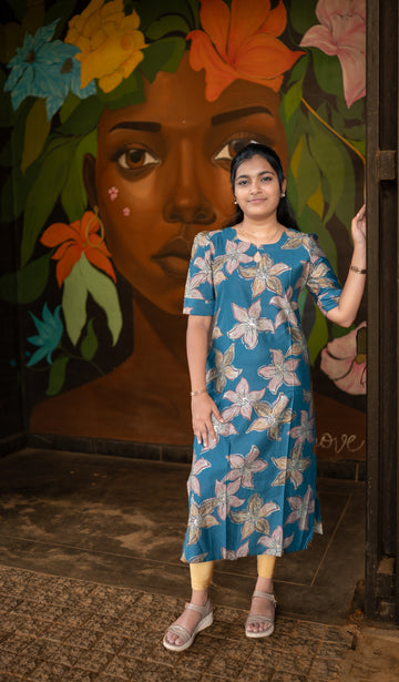 🩵🪺 Teal Blue Blossom Straight Kurti