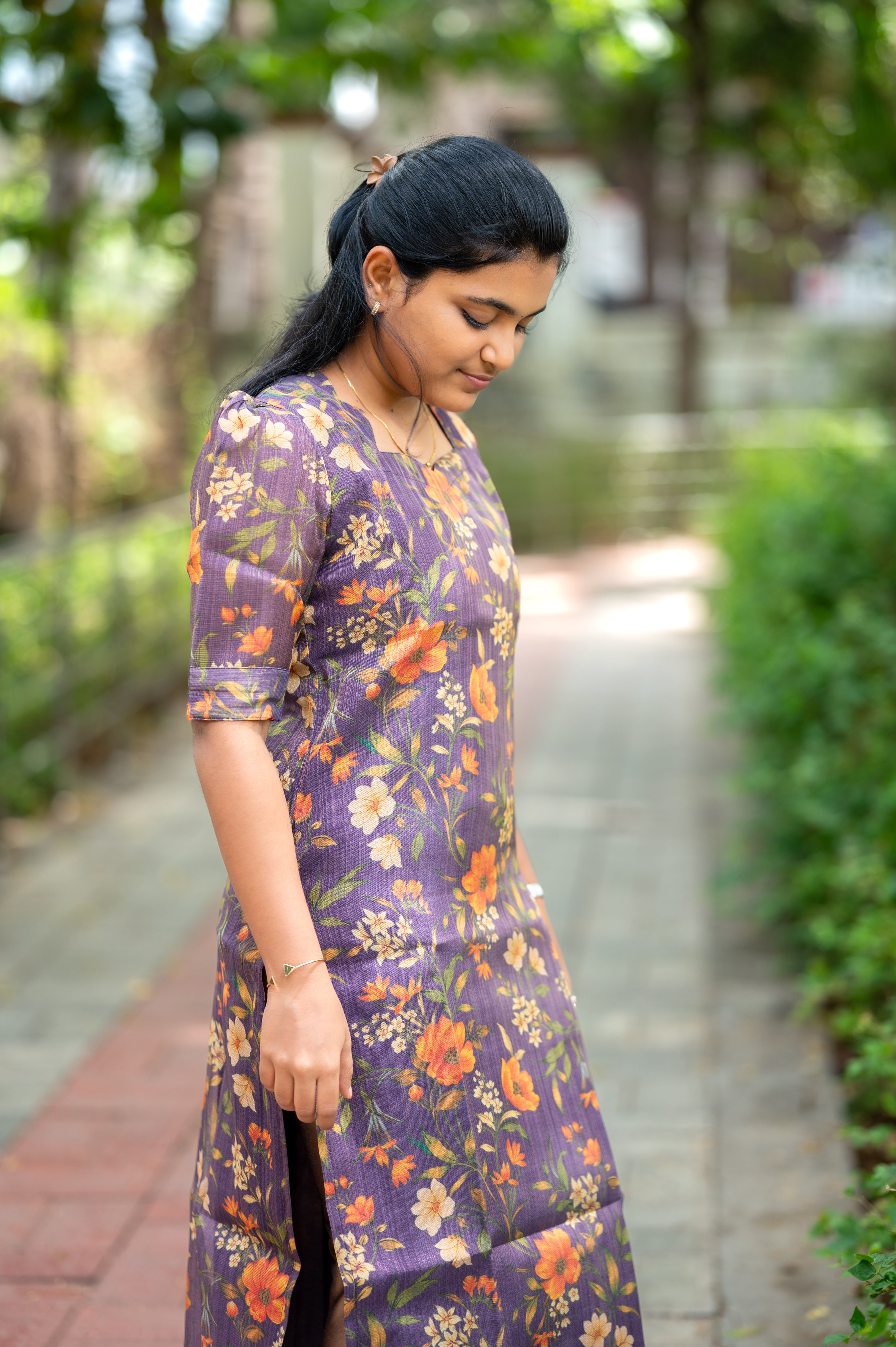 🌸"Twilight Blossom Kurti"