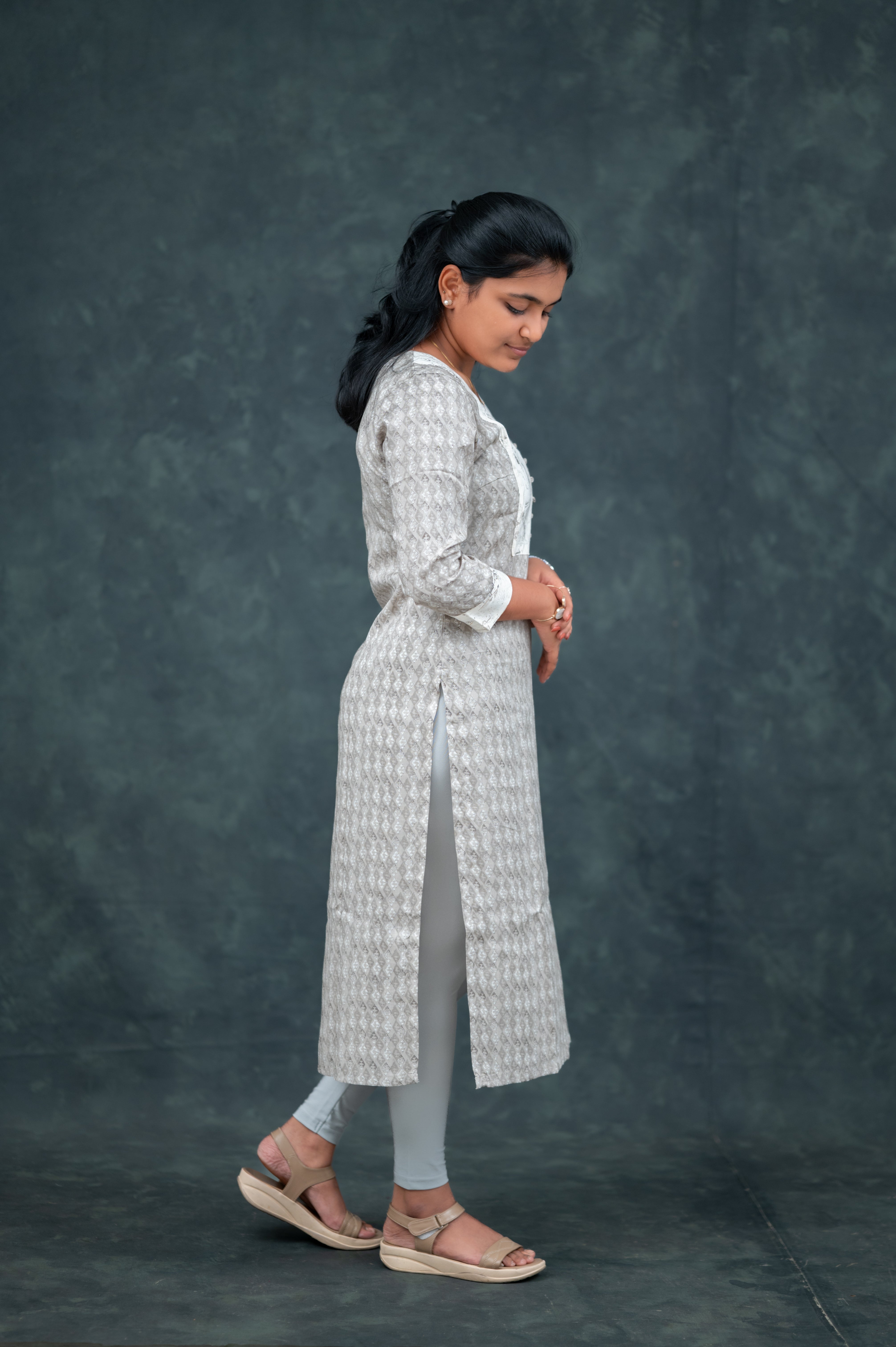 Elegant Grey Printed Cotton Straight Kurti with Contrast Yoke