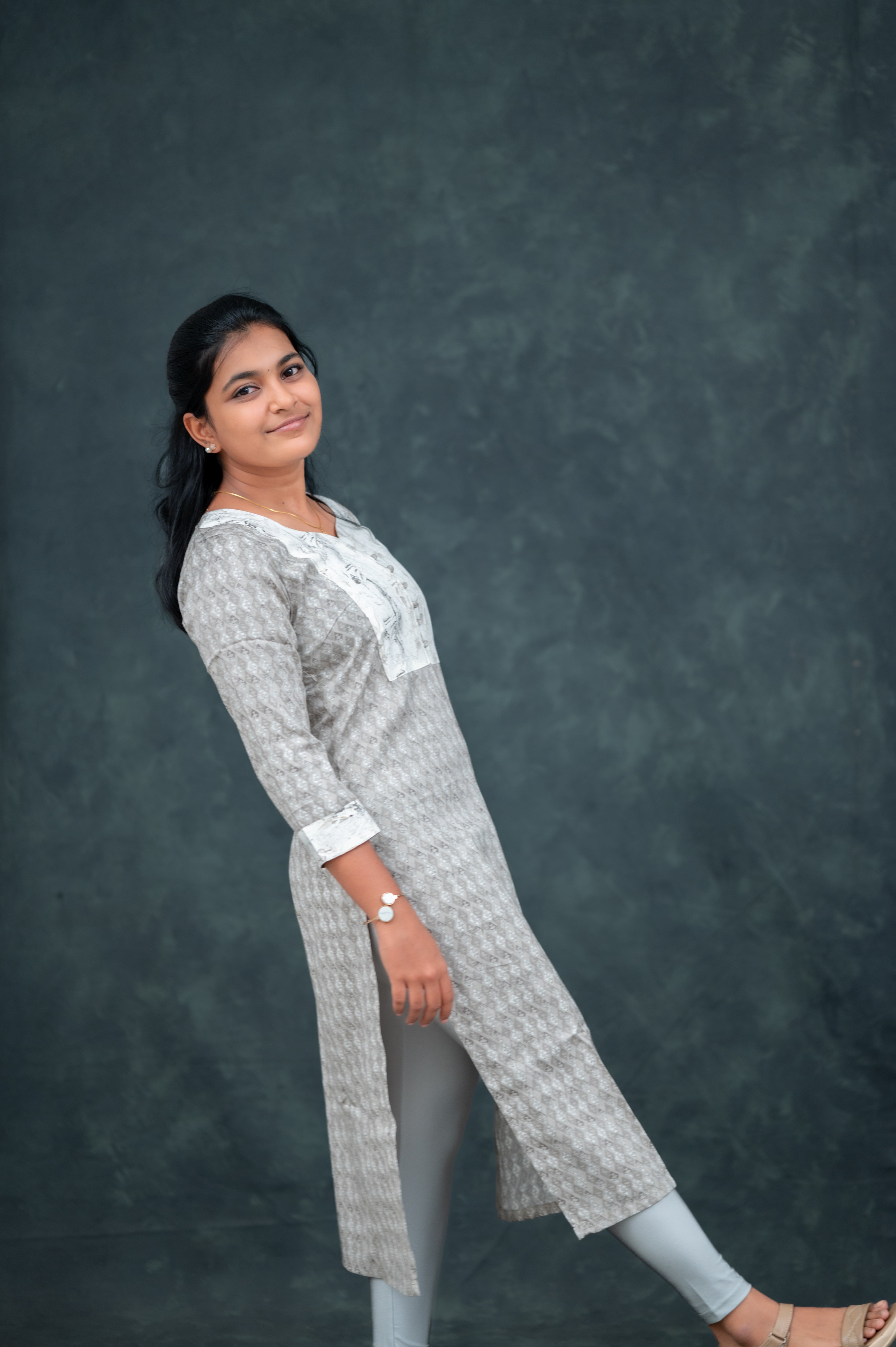 Elegant Grey Printed Cotton Straight Kurti with Contrast Yoke