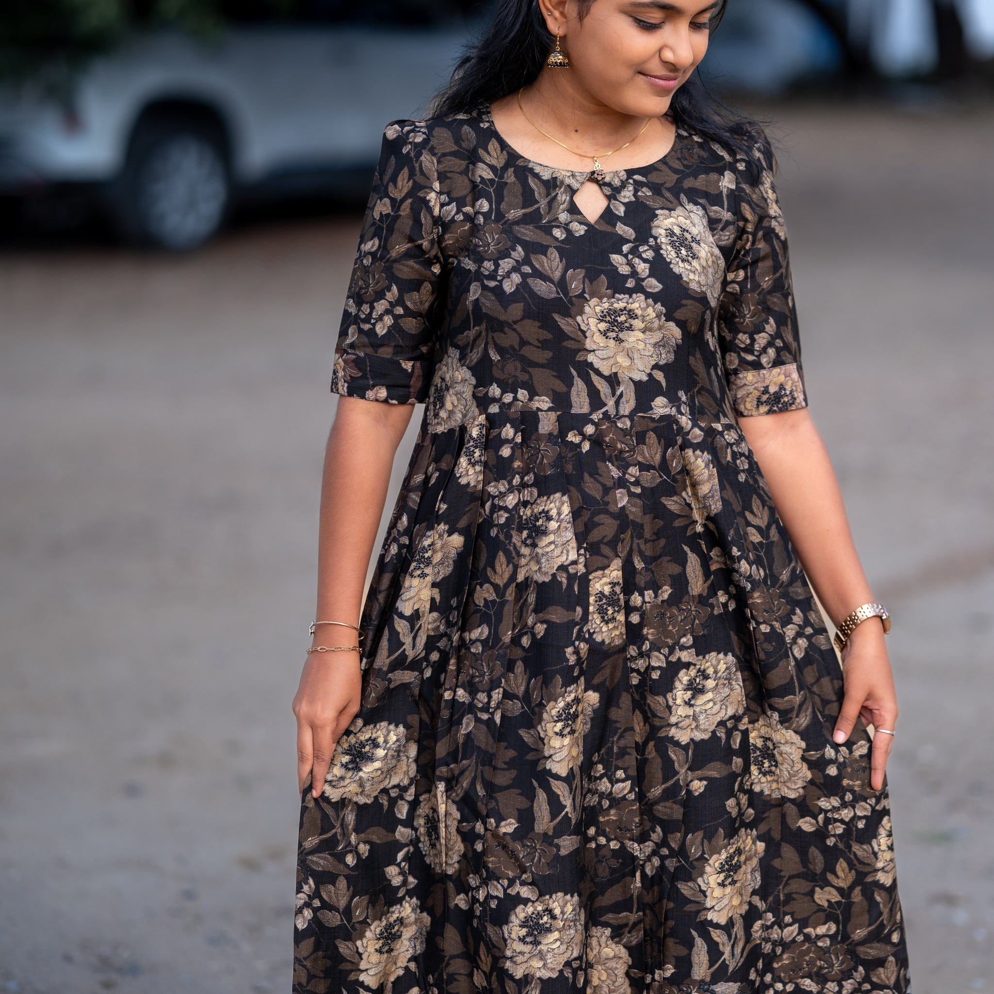 "🖤 Midnight Bloom Pleated Kurti Maxi"