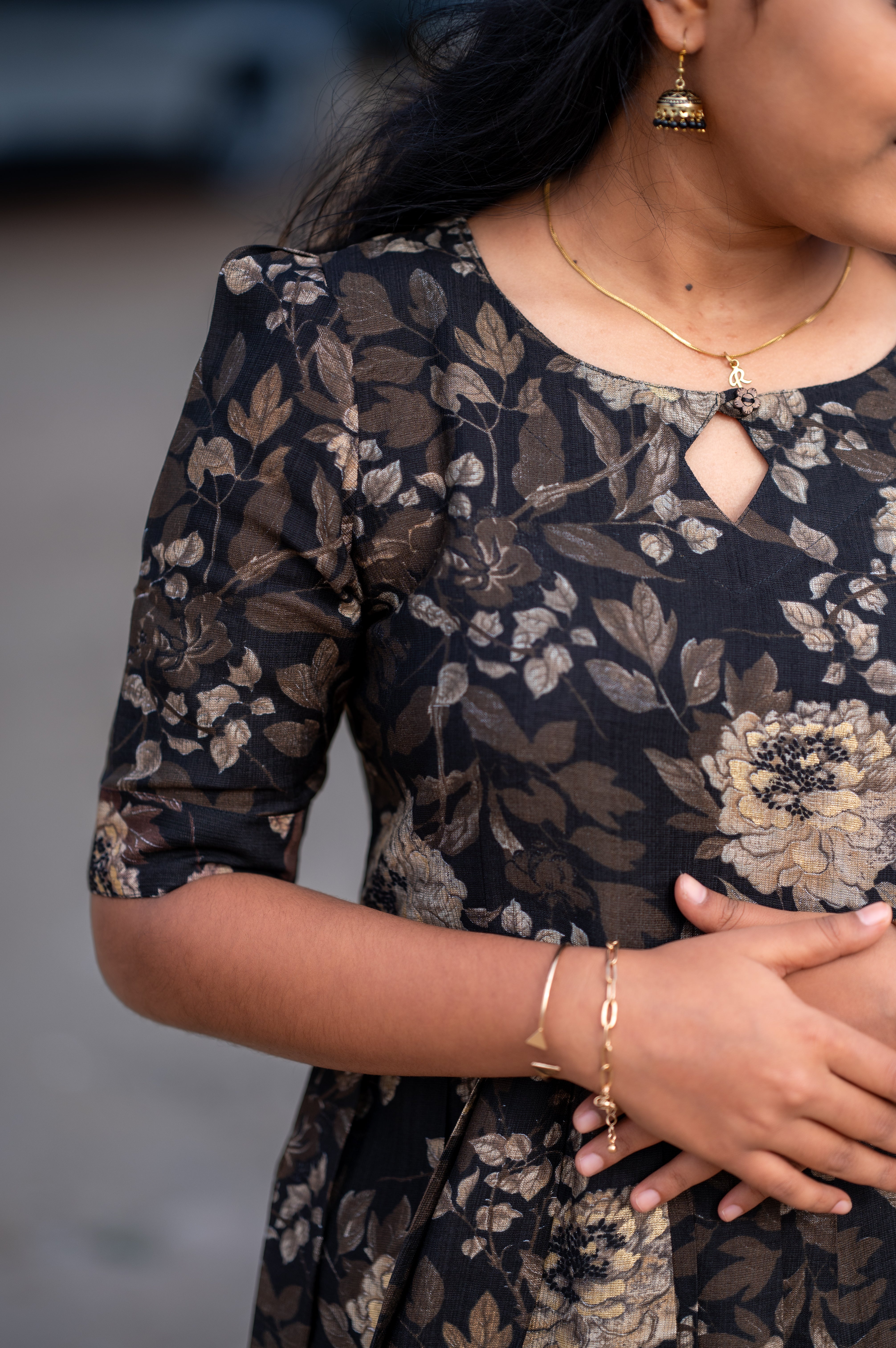 "🖤 Midnight Bloom Pleated Kurti Maxi"