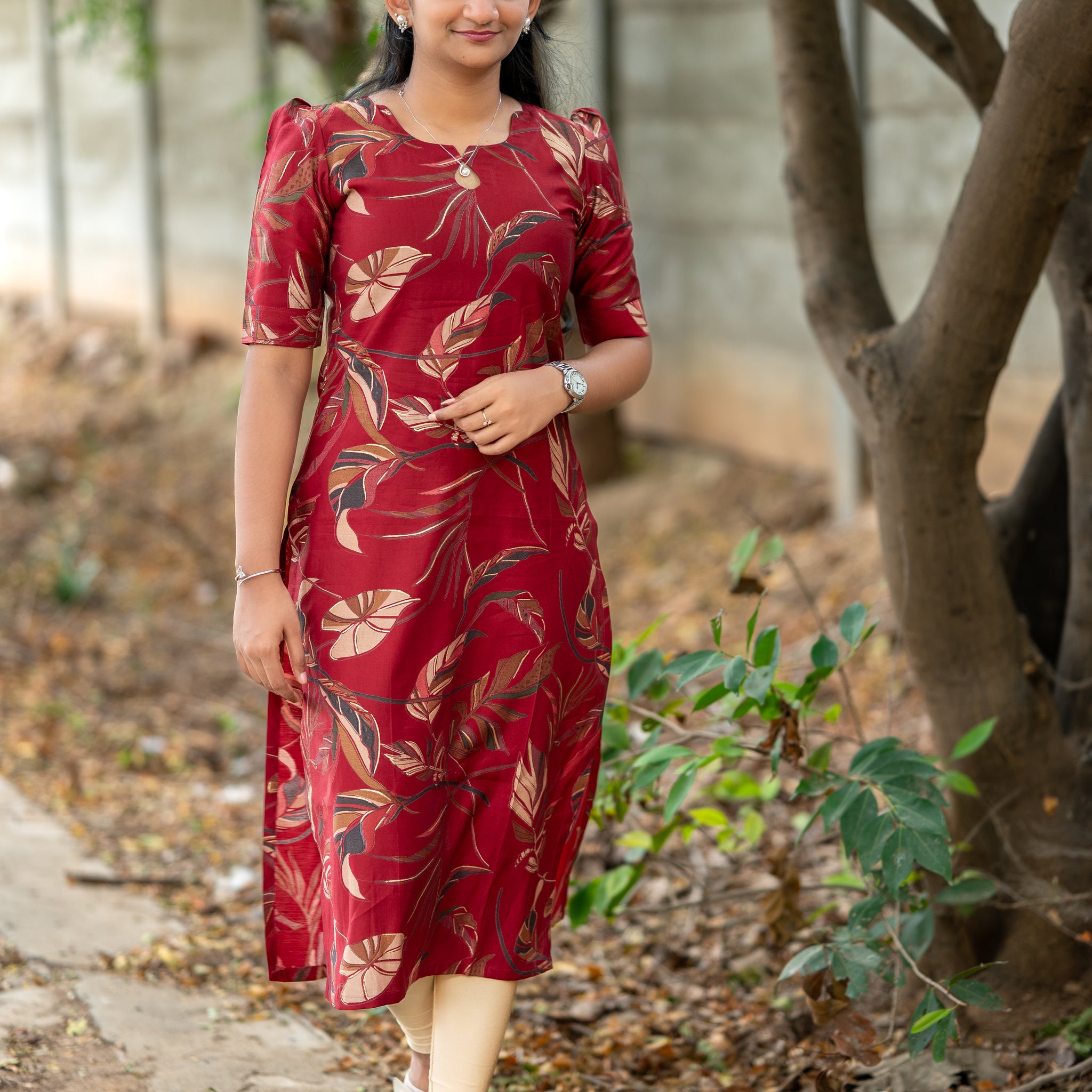🌹 Roja"Maroon Leaf Kurti"