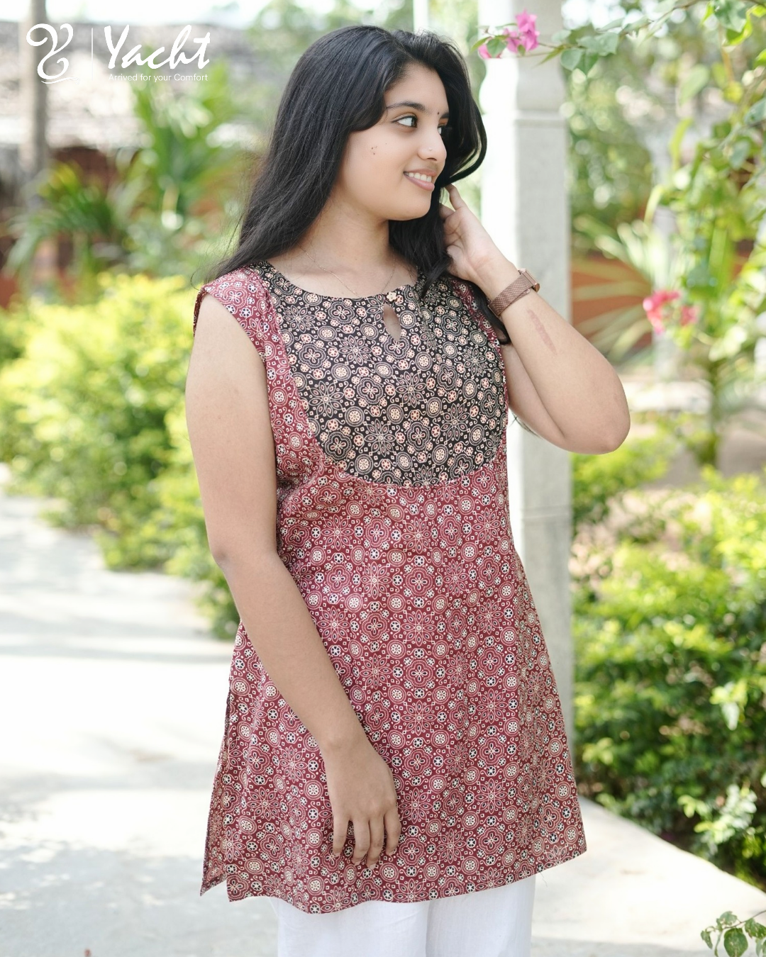 ✨ Rosewood Mosaic Sleeveless Kurti ✨
