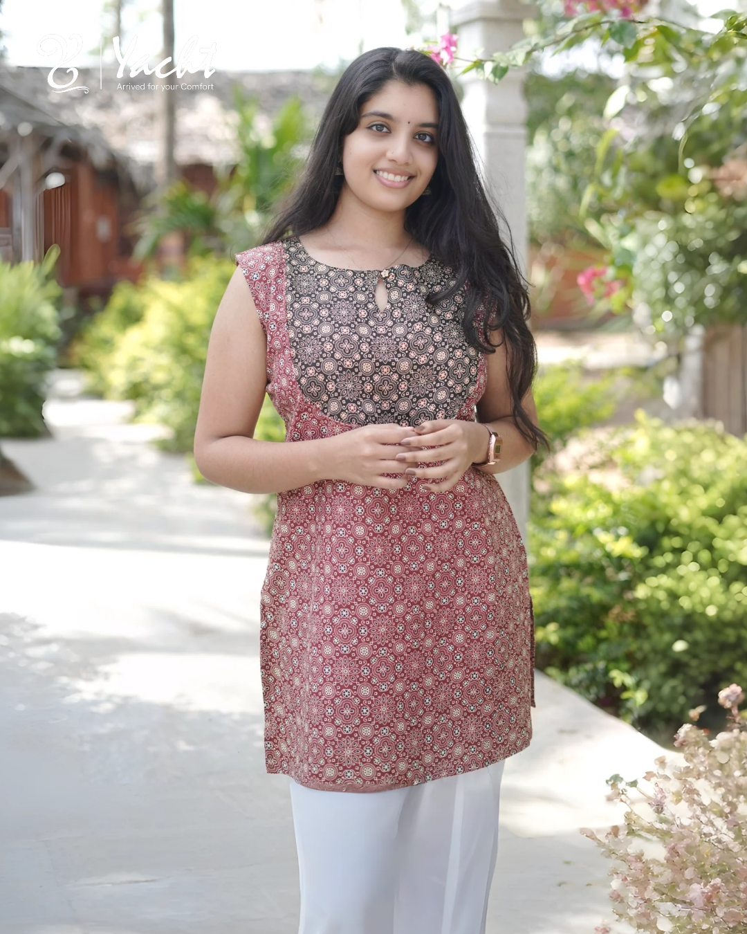 ✨ Rosewood Mosaic Sleeveless Kurti ✨