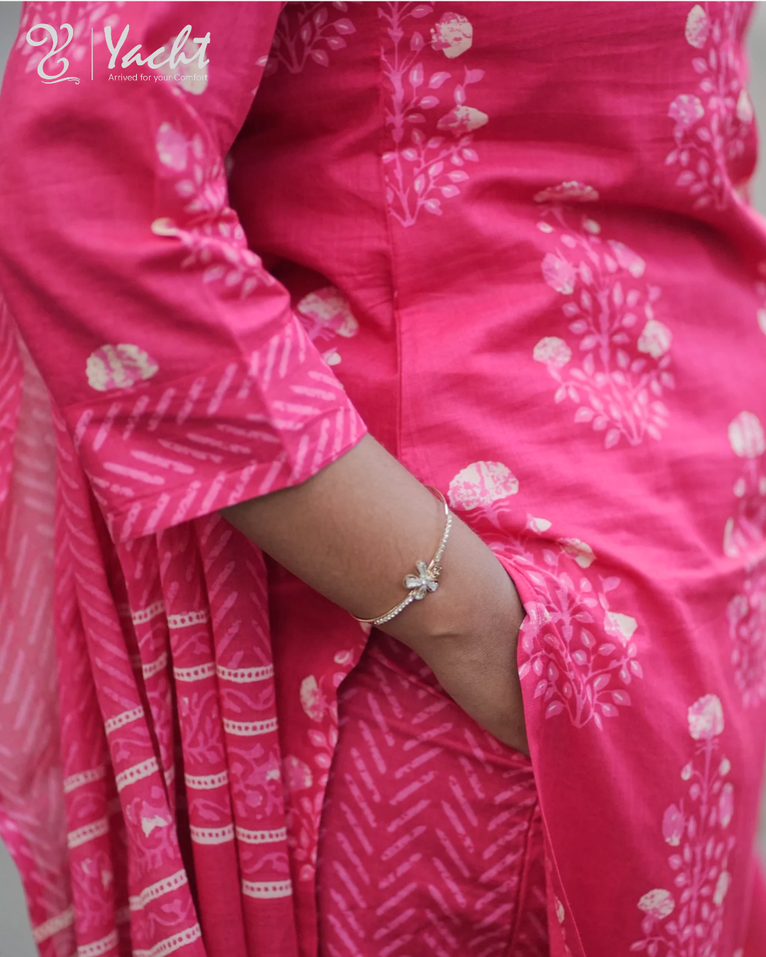 ✨ Rosy Bloom Elegance Kurti Set ✨
